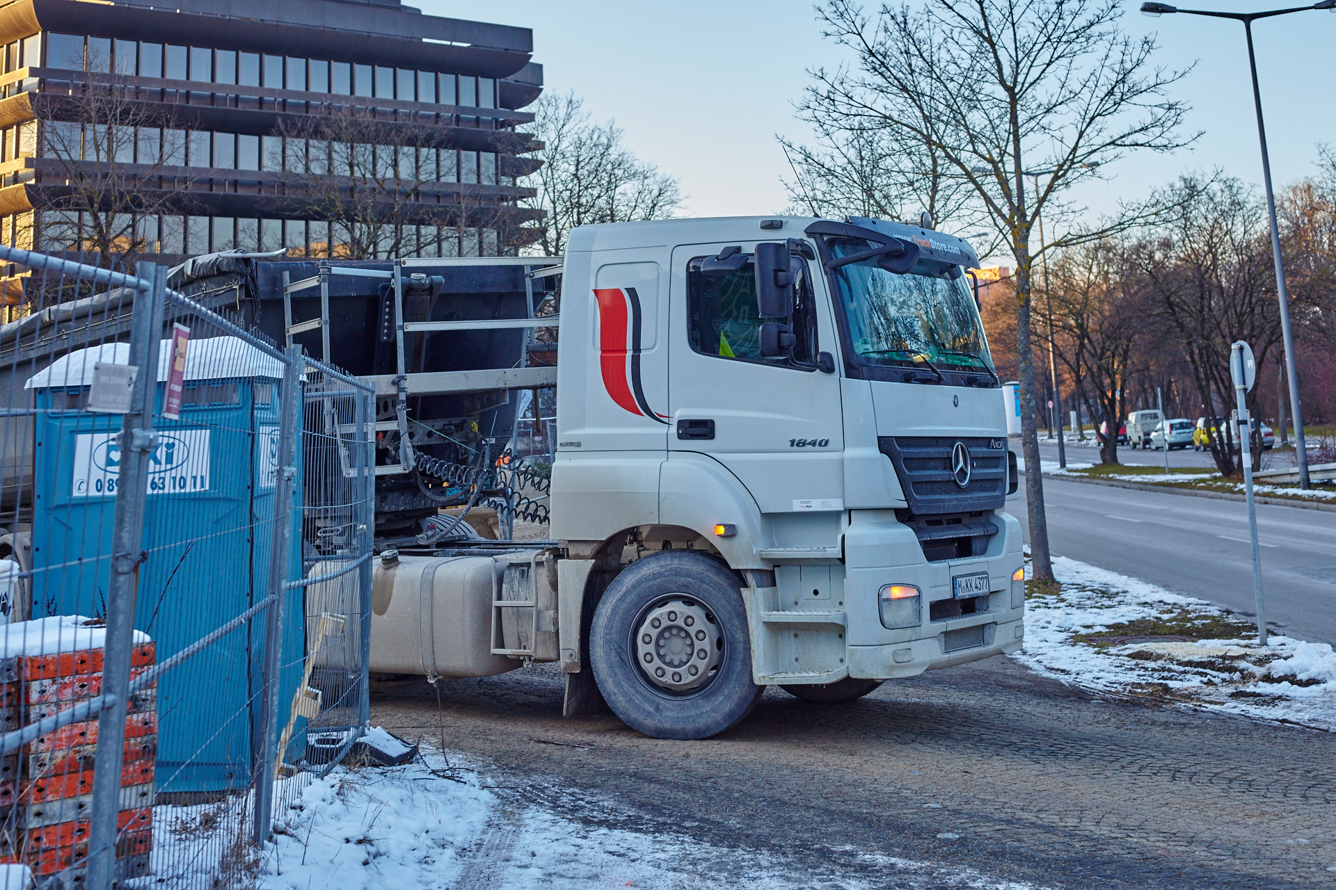 Neuperlacher Studentenwohnheim am Peschelanger und Karl-Marx-Ring