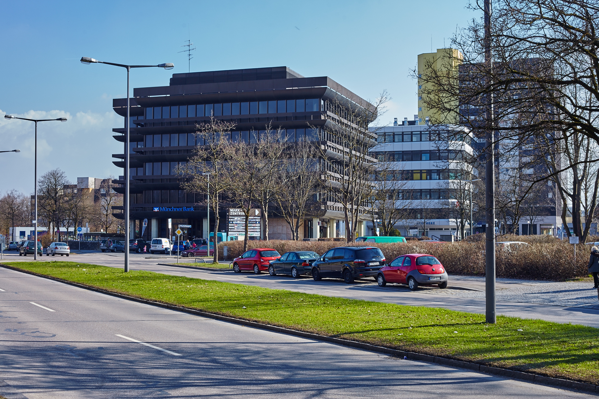 Neuperlacher Studentenwohnheim am Peschelanger und Karl-Marx-Ring