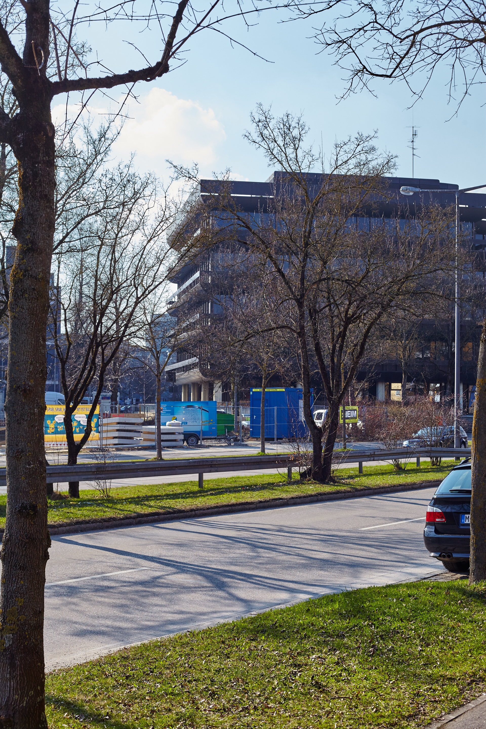 Neuperlacher Studentenwohnheim am Peschelanger und Karl-Marx-Ring