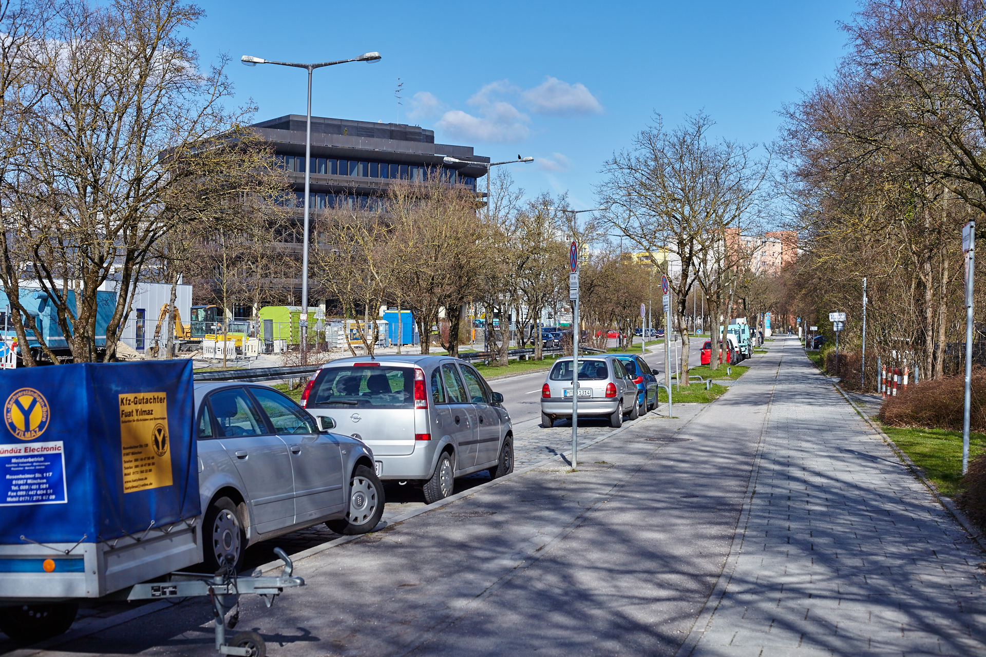 Neuperlacher Studentenwohnheim am Peschelanger und Karl-Marx-Ring