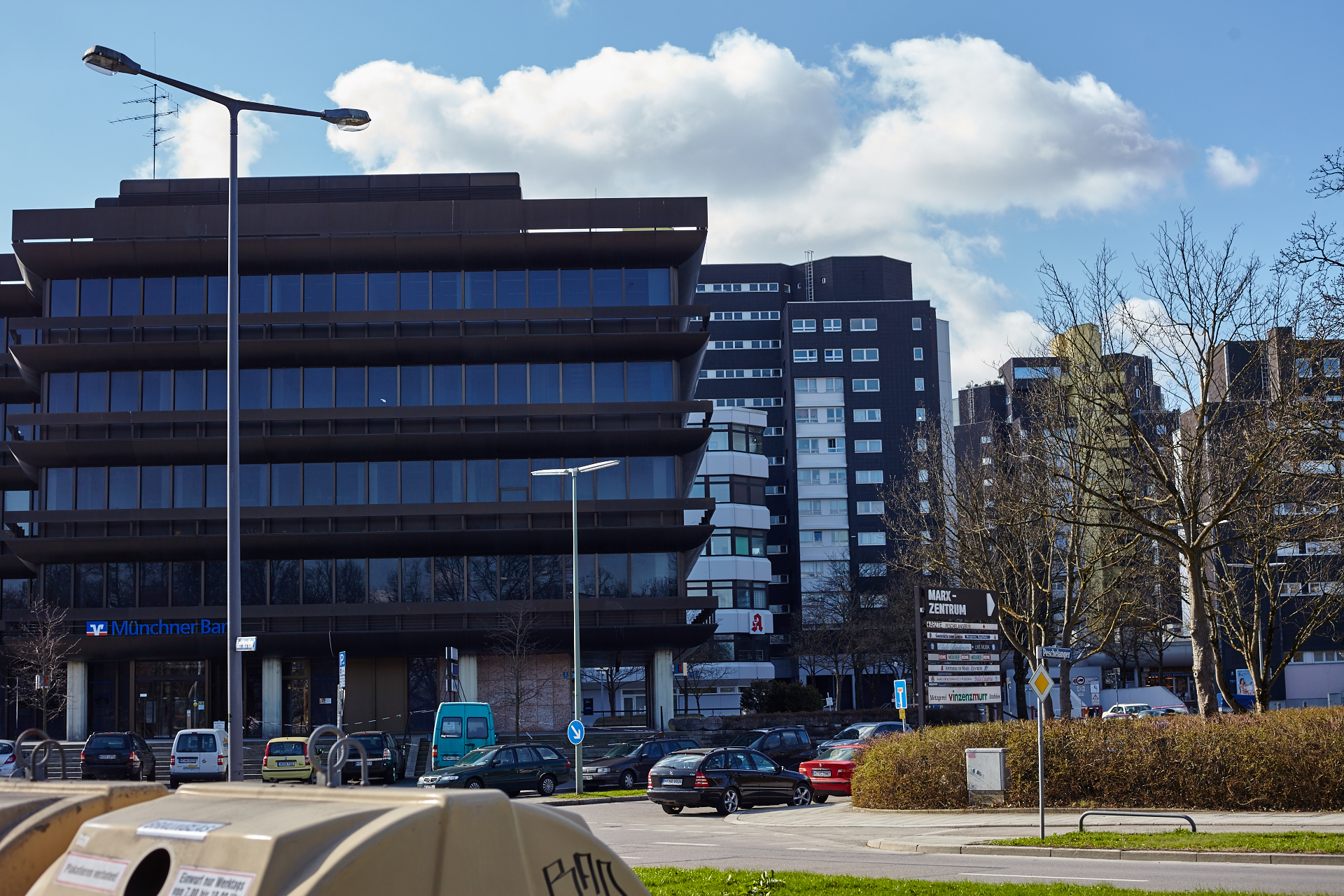 Neuperlacher Studentenwohnheim am Peschelanger und Karl-Marx-Ring