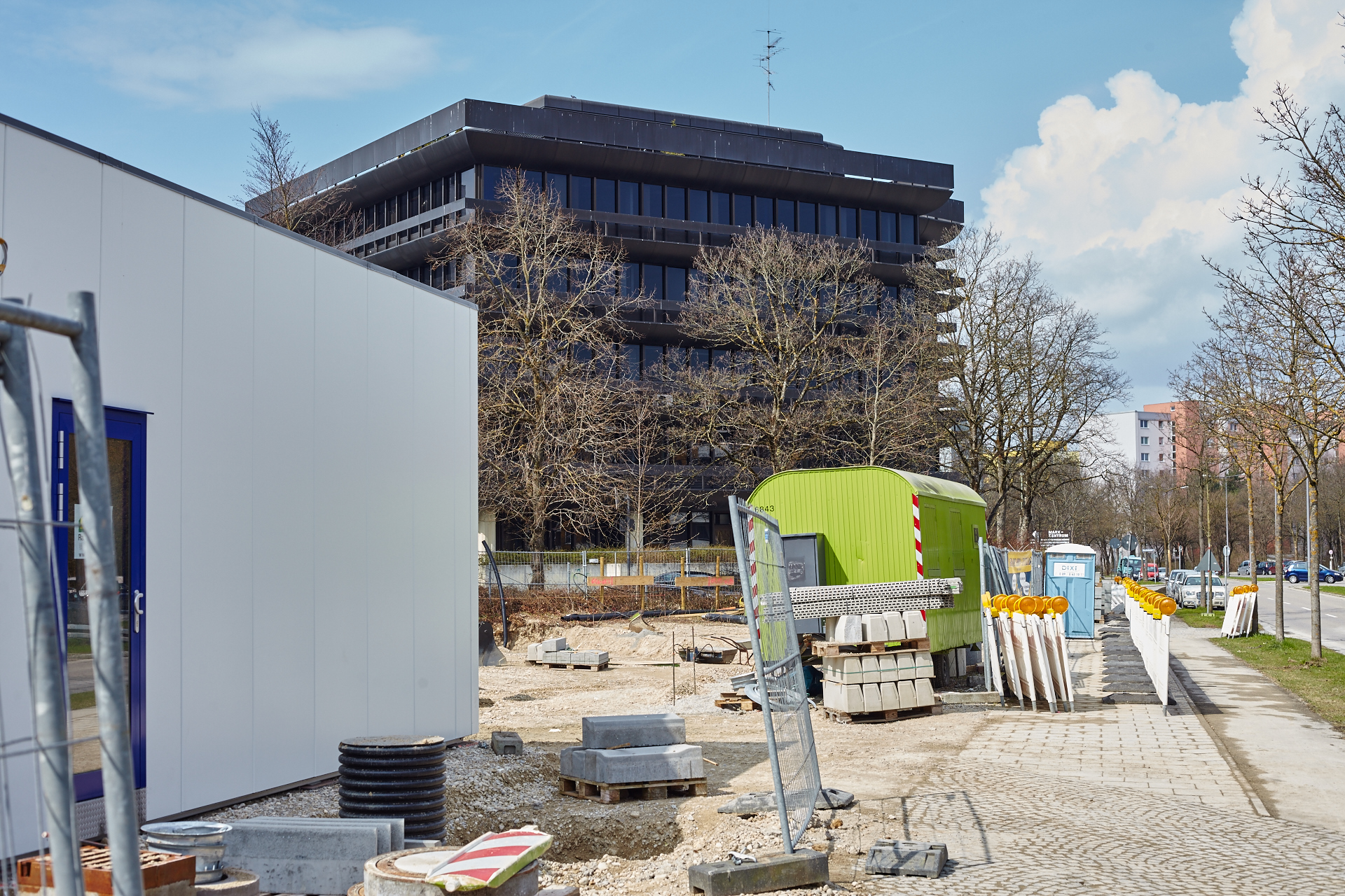 Neuperlacher Studentenwohnheim am Peschelanger und Karl-Marx-Ring
