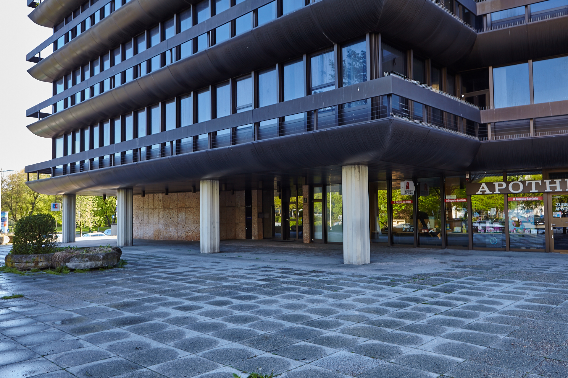 Neuperlacher Studentenwohnheim am Peschelanger und Karl-Marx-Ring