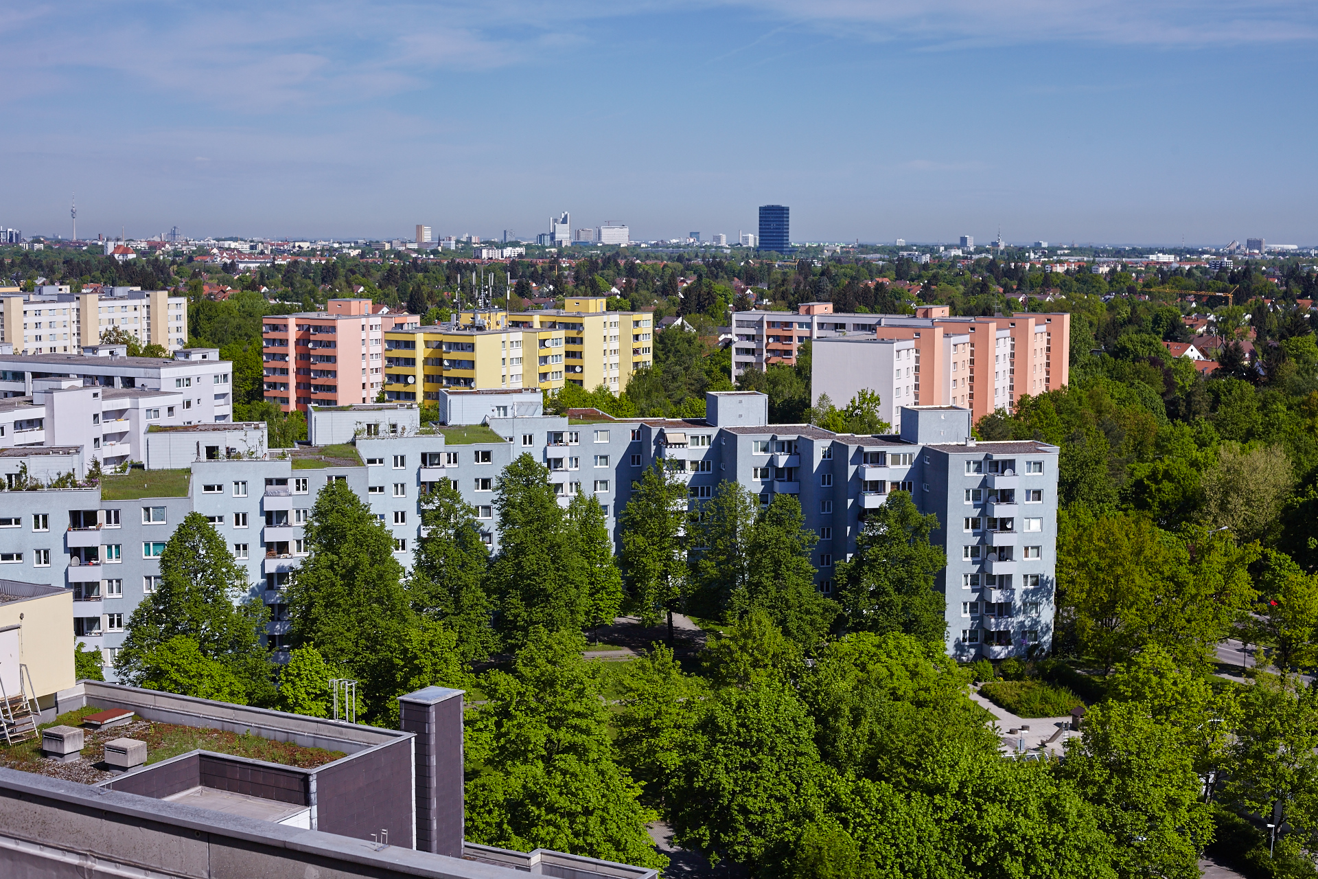 Neuperlacher Studentenwohnheim am Peschelanger und Karl-Marx-Ring