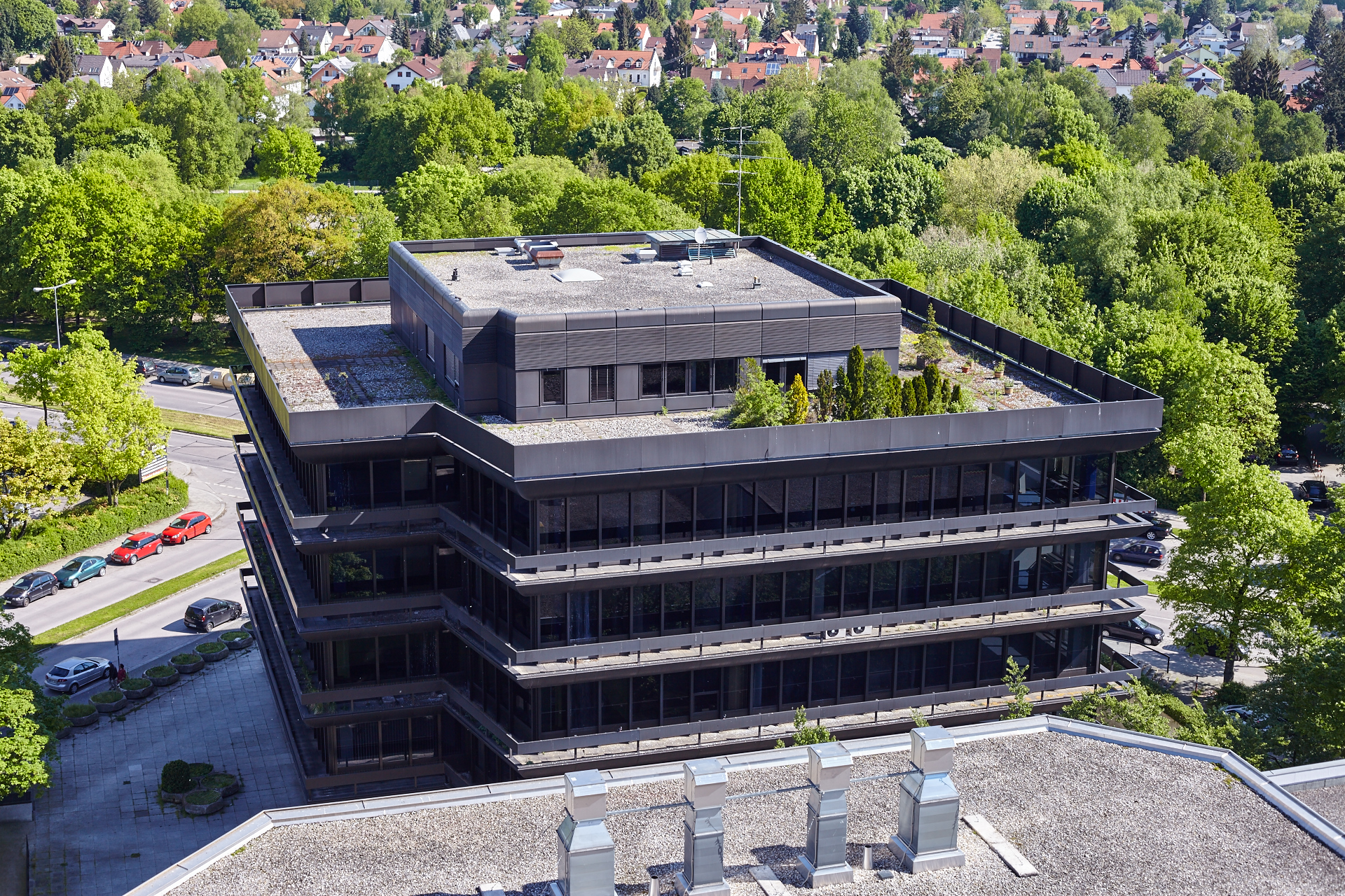 Neuperlacher Studentenwohnheim am Peschelanger und Karl-Marx-Ring