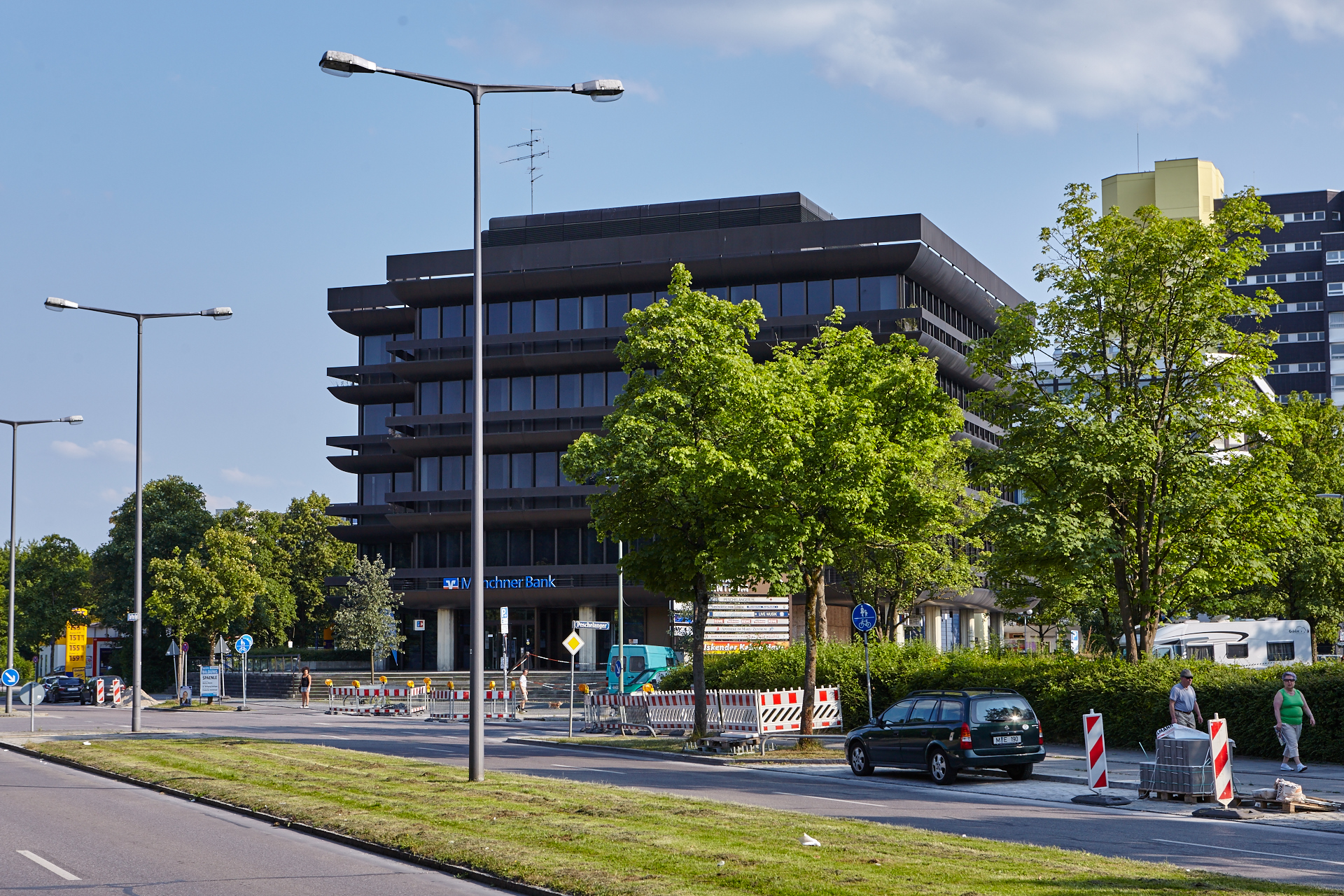 Neuperlacher Studentenwohnheim am Peschelanger und Karl-Marx-Ring