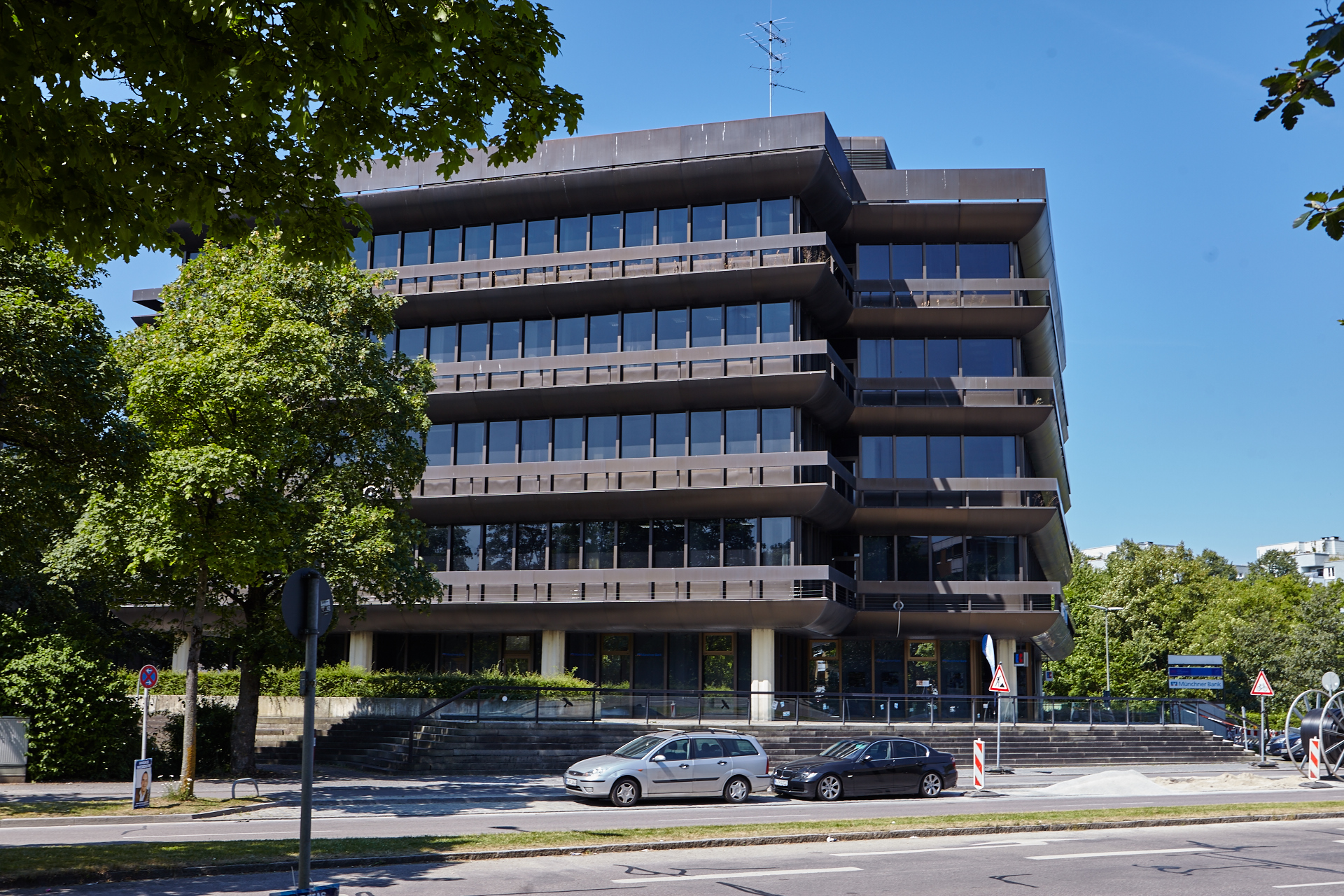 Neuperlacher Studentenwohnheim am Peschelanger und Karl-Marx-Ring