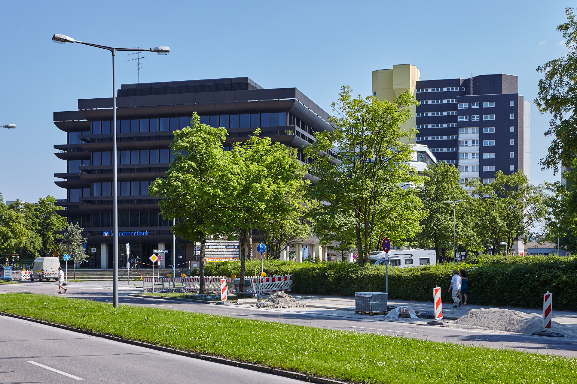 Neuperlacher Studentenwohnheim am Peschelanger und Karl-Marx-Ring