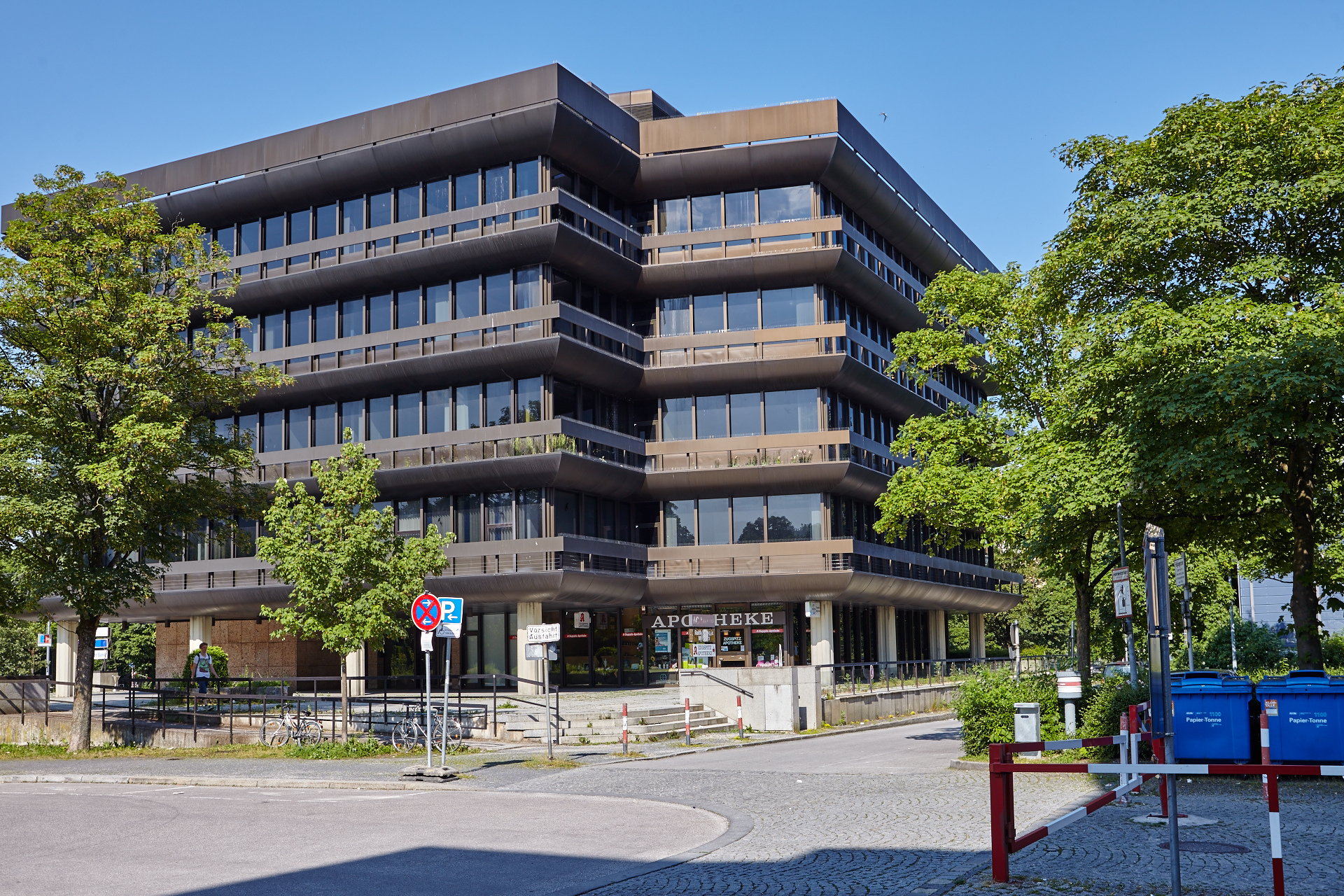 Neuperlacher Studentenwohnheim am Peschelanger und Karl-Marx-Ring