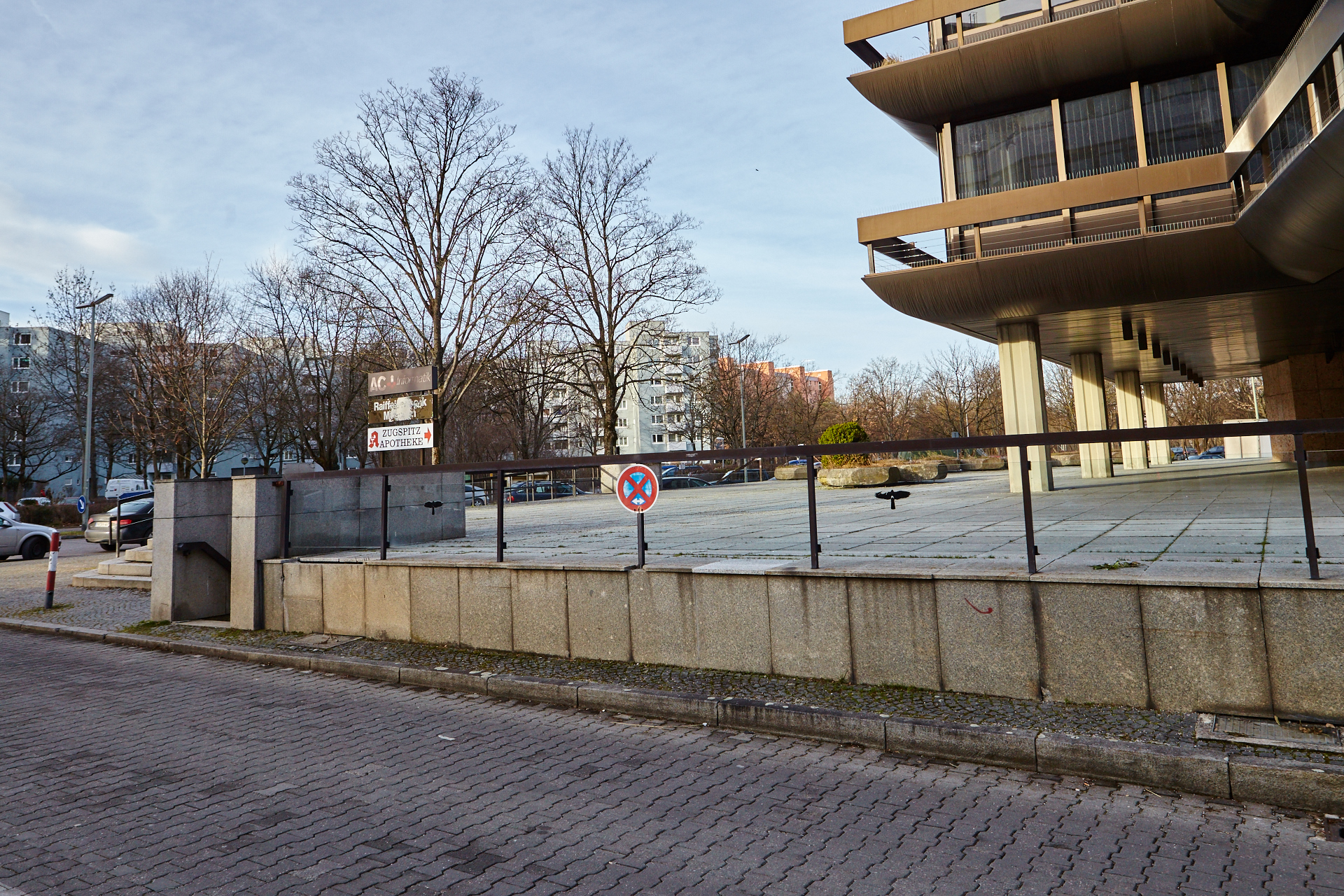 Neuperlacher Studentenwohnheim am Peschelanger und Karl-Marx-Ring