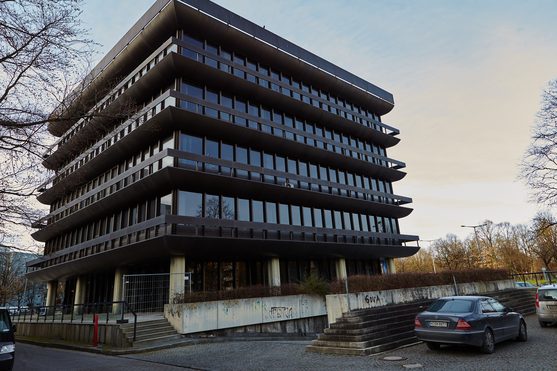 Neuperlacher Studentenwohnheim am Peschelanger und Karl-Marx-Ring
