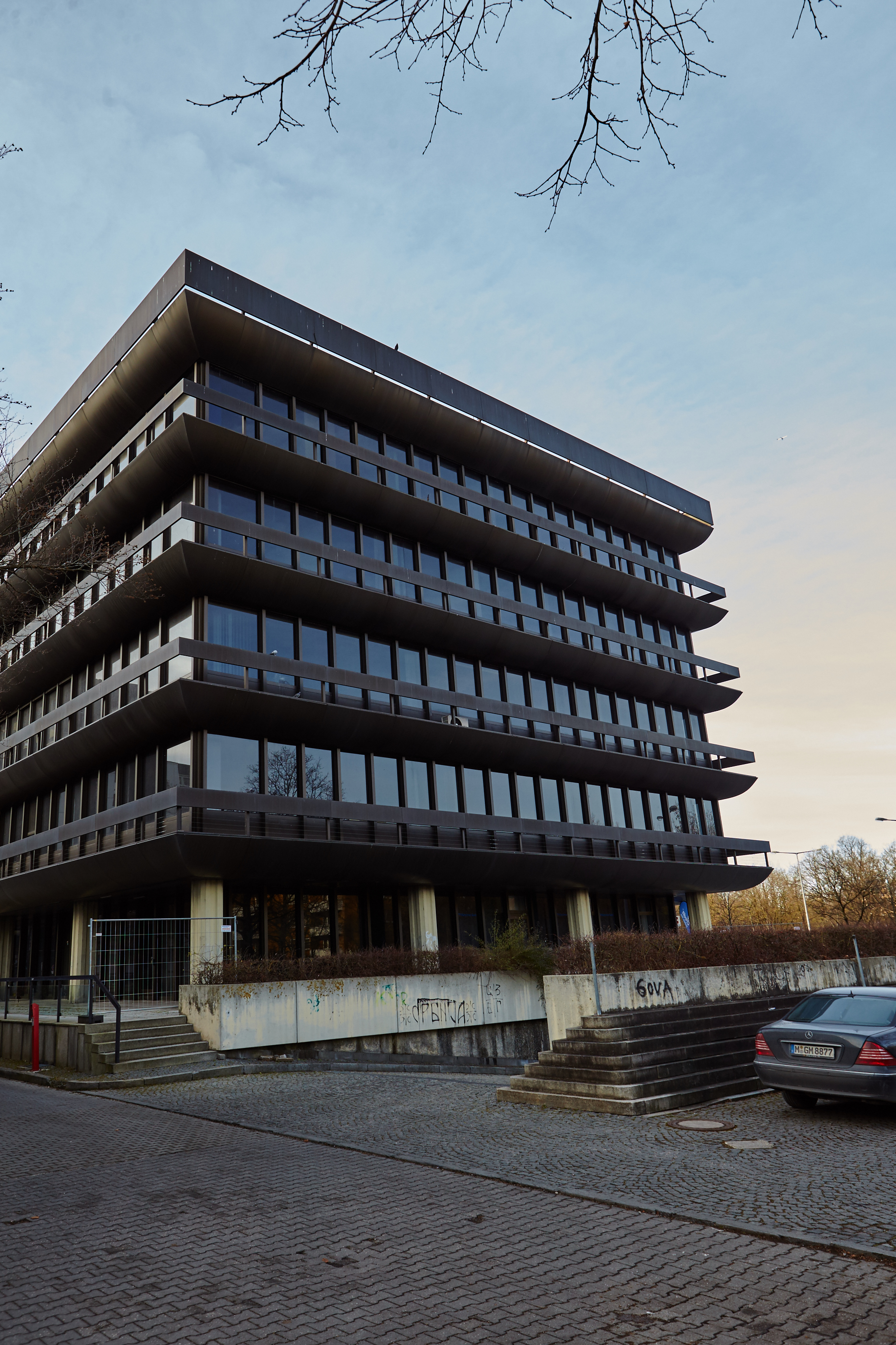 Neuperlacher Studentenwohnheim am Peschelanger und Karl-Marx-Ring