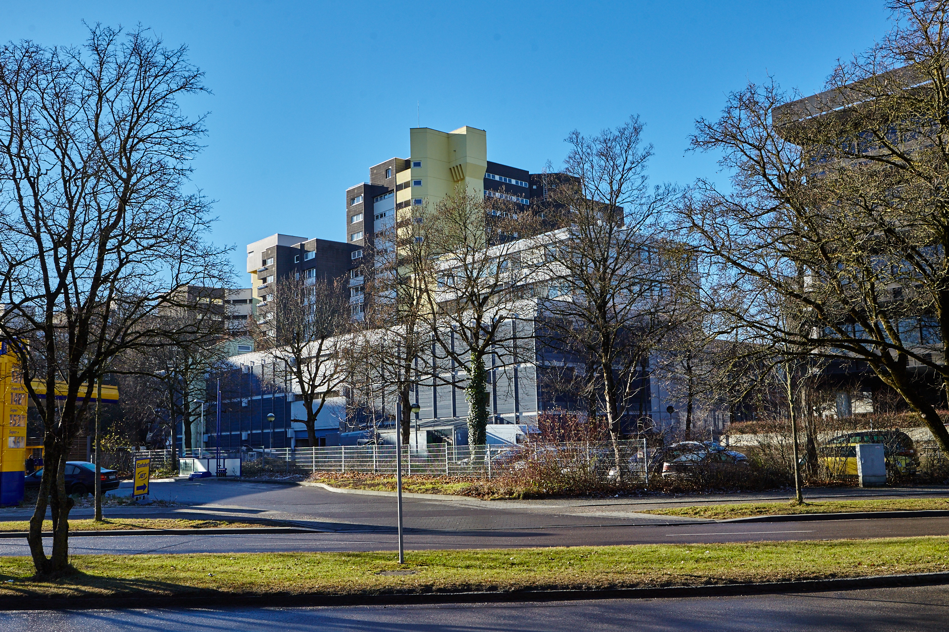 Neuperlacher Studentenwohnheim am Peschelanger und Karl-Marx-Ring