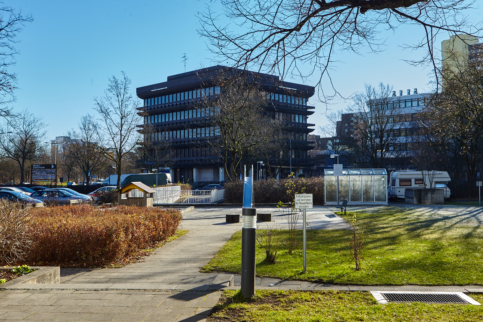 Neuperlacher Studentenwohnheim am Peschelanger und Karl-Marx-Ring