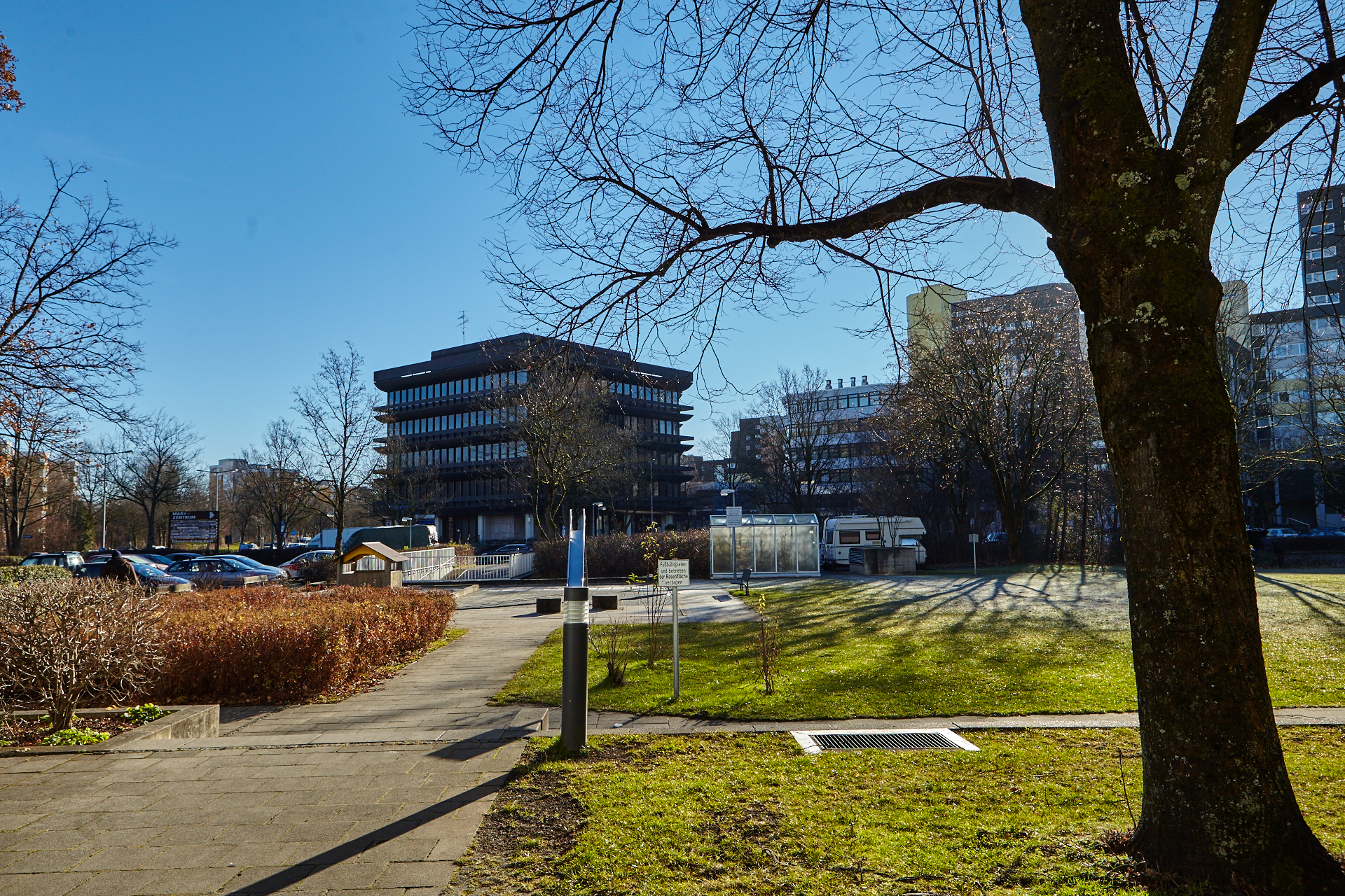 Neuperlacher Studentenwohnheim am Peschelanger und Karl-Marx-Ring