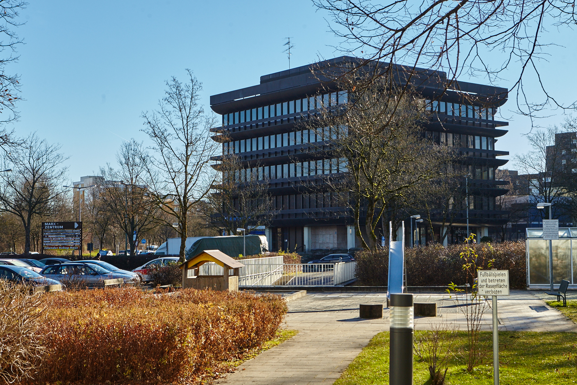 Neuperlacher Studentenwohnheim am Peschelanger und Karl-Marx-Ring