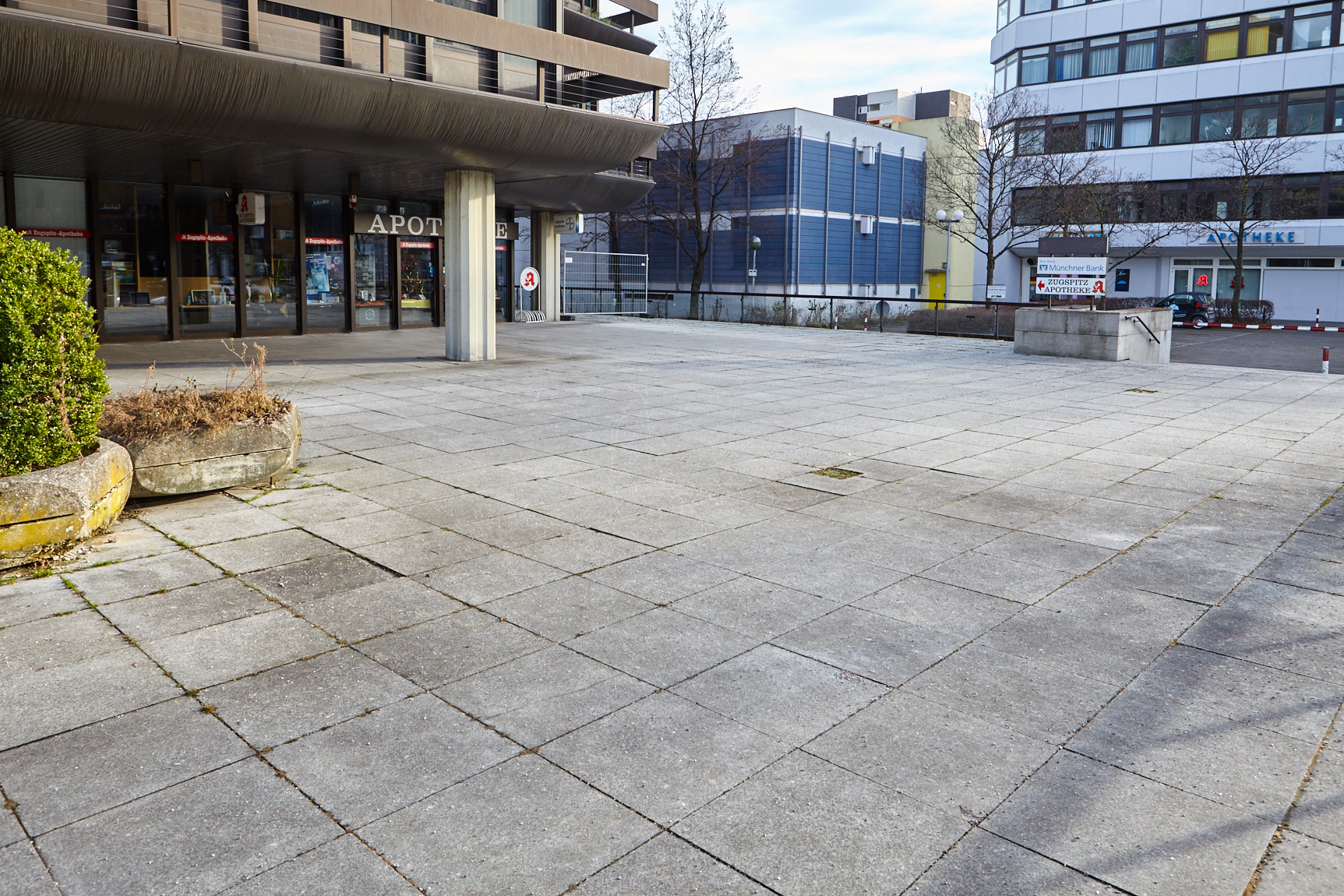 Neuperlacher Studentenwohnheim am Peschelanger und Karl-Marx-Ring