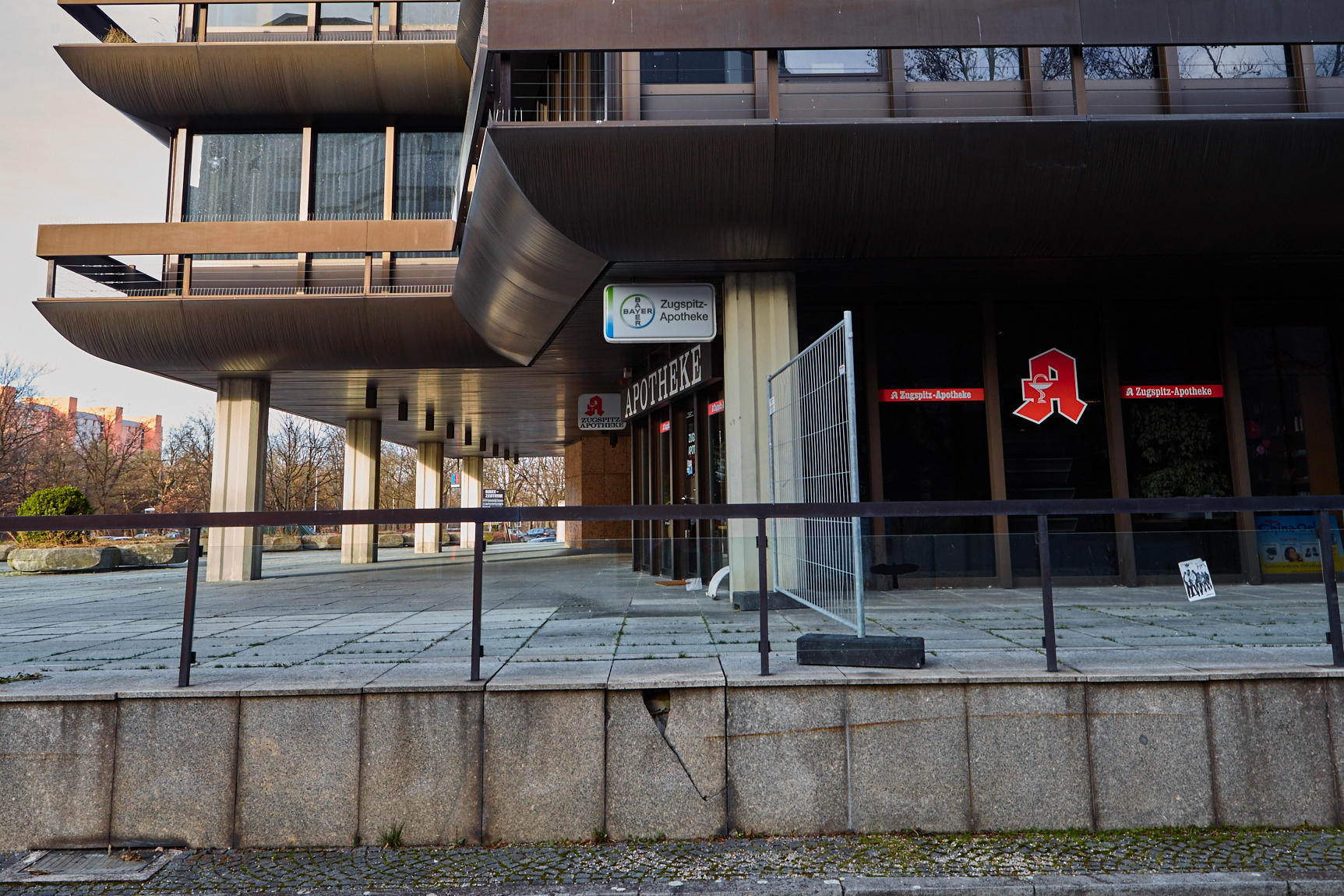 Neuperlacher Studentenwohnheim am Peschelanger und Karl-Marx-Ring