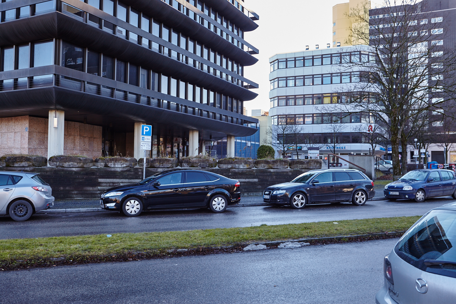 Neuperlacher Studentenwohnheim am Peschelanger und Karl-Marx-Ring