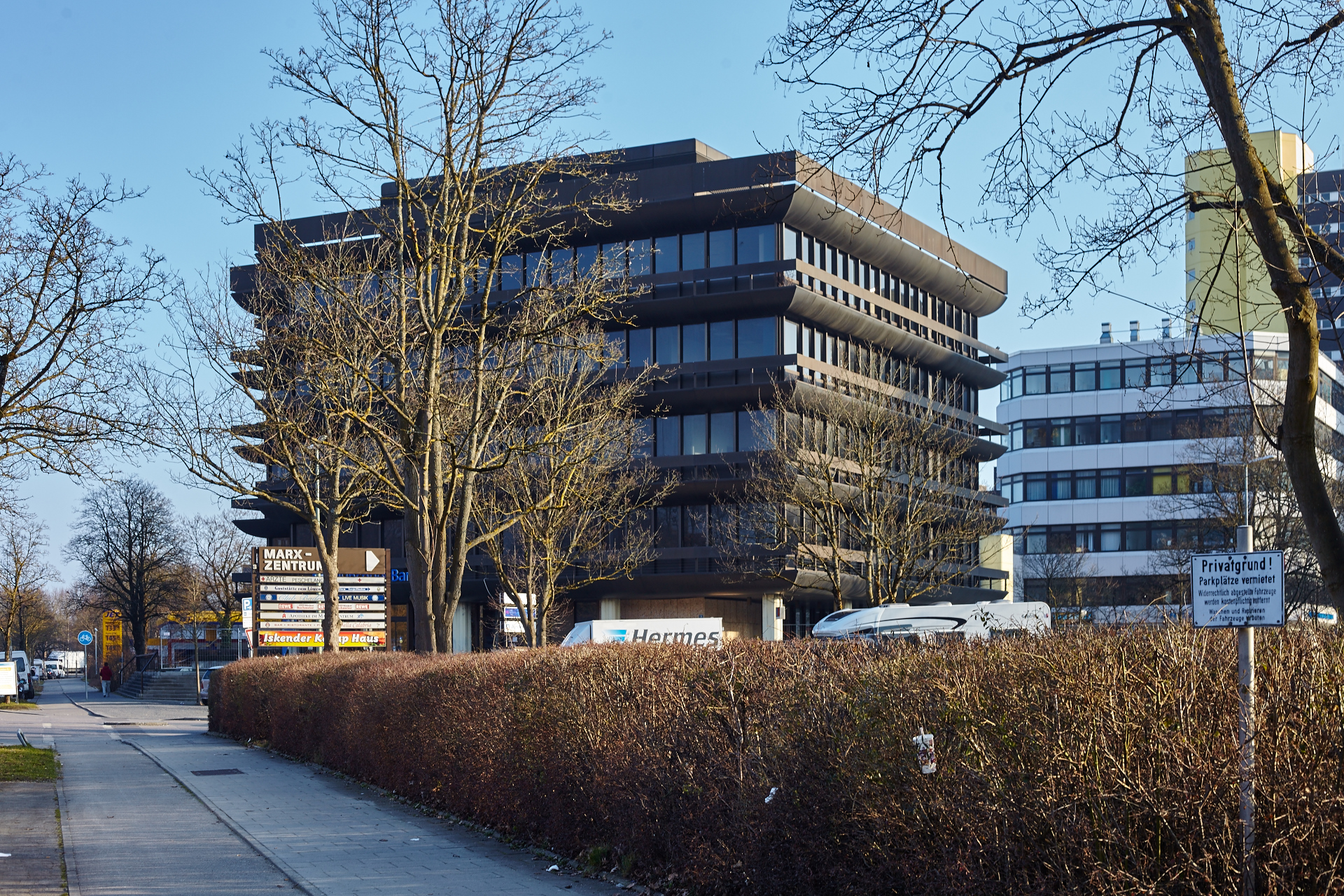 Neuperlacher Studentenwohnheim am Peschelanger und Karl-Marx-Ring