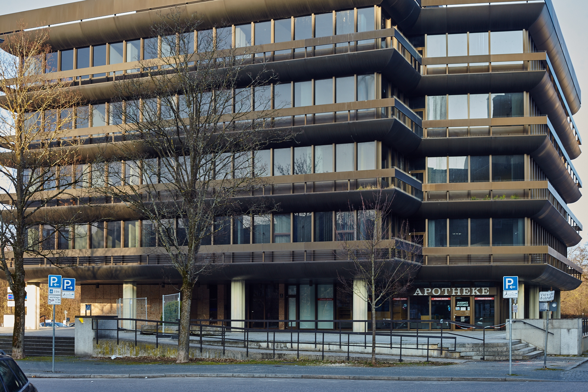 Neuperlacher Studentenwohnheim am Peschelanger und Karl-Marx-Ring