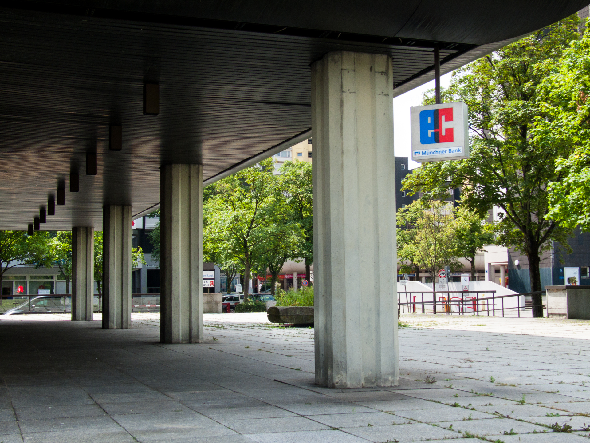 Neuperlacher Studentenwohnheim am Peschelanger und Karl-Marx-Ring