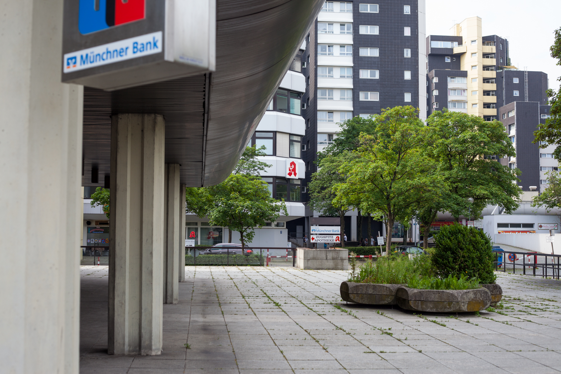 Neuperlacher Studentenwohnheim am Peschelanger und Karl-Marx-Ring