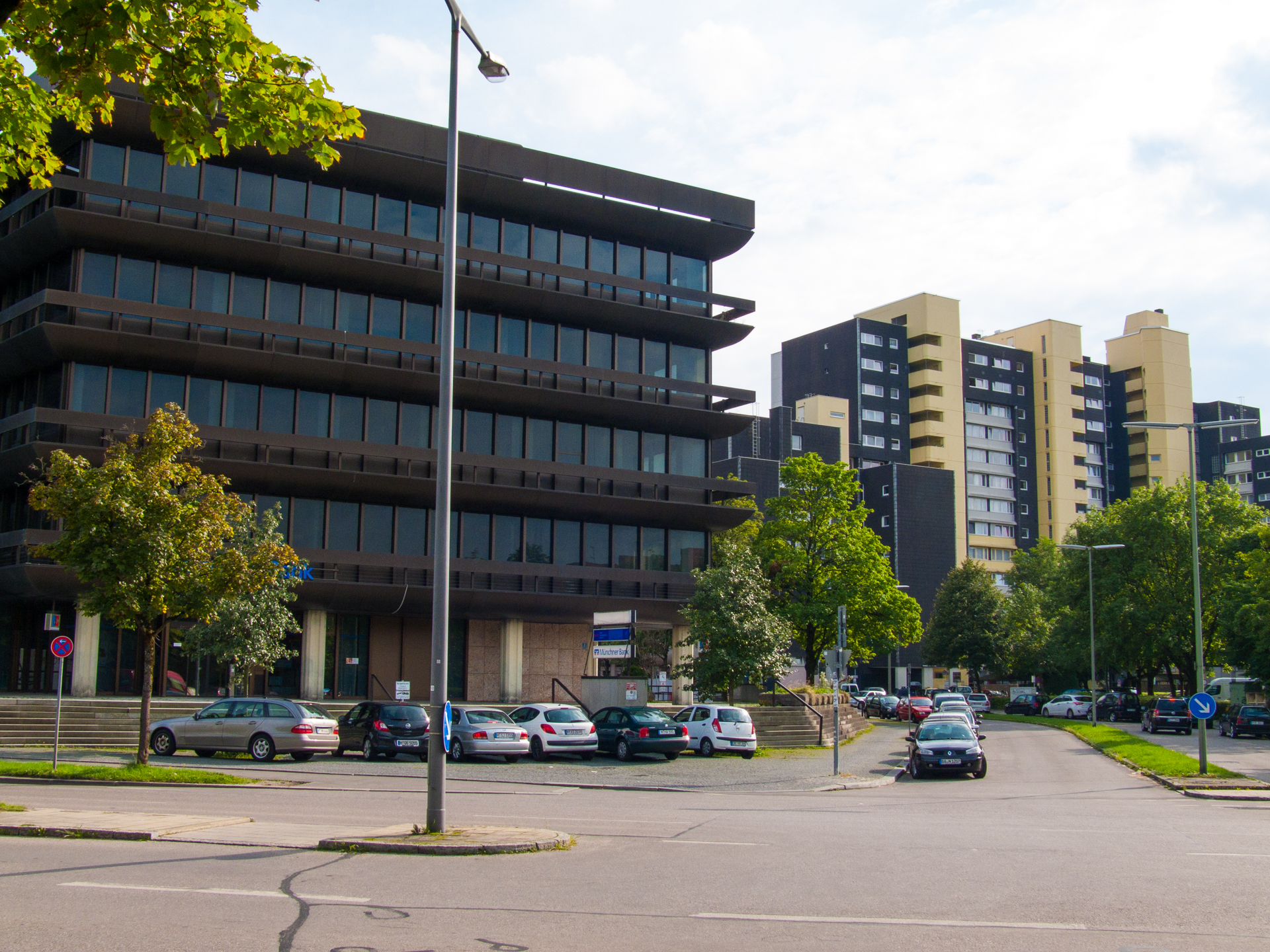 Neuperlacher Studentenwohnheim am Peschelanger und Karl-Marx-Ring
