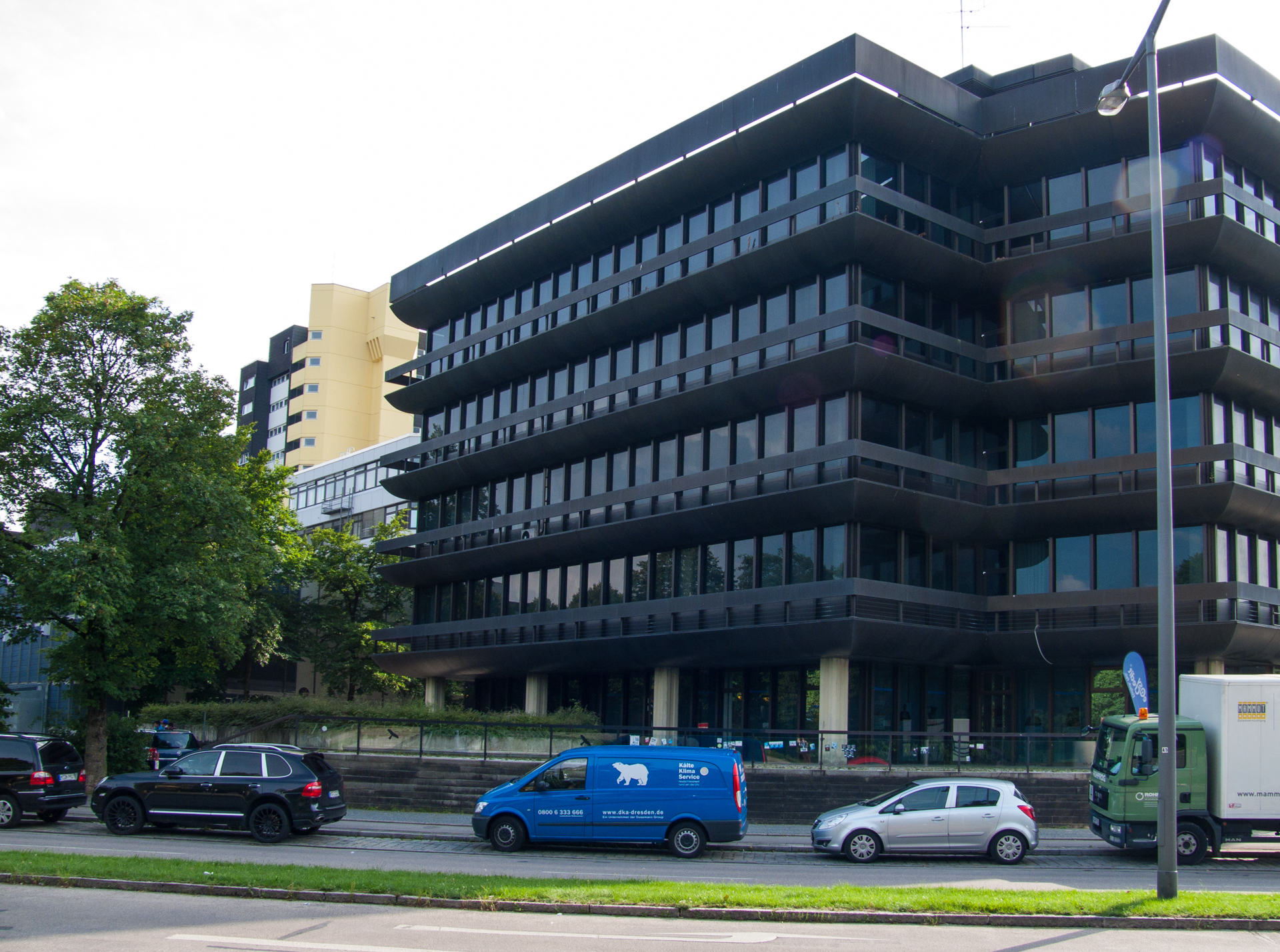 Neuperlacher Studentenwohnheim am Peschelanger und Karl-Marx-Ring