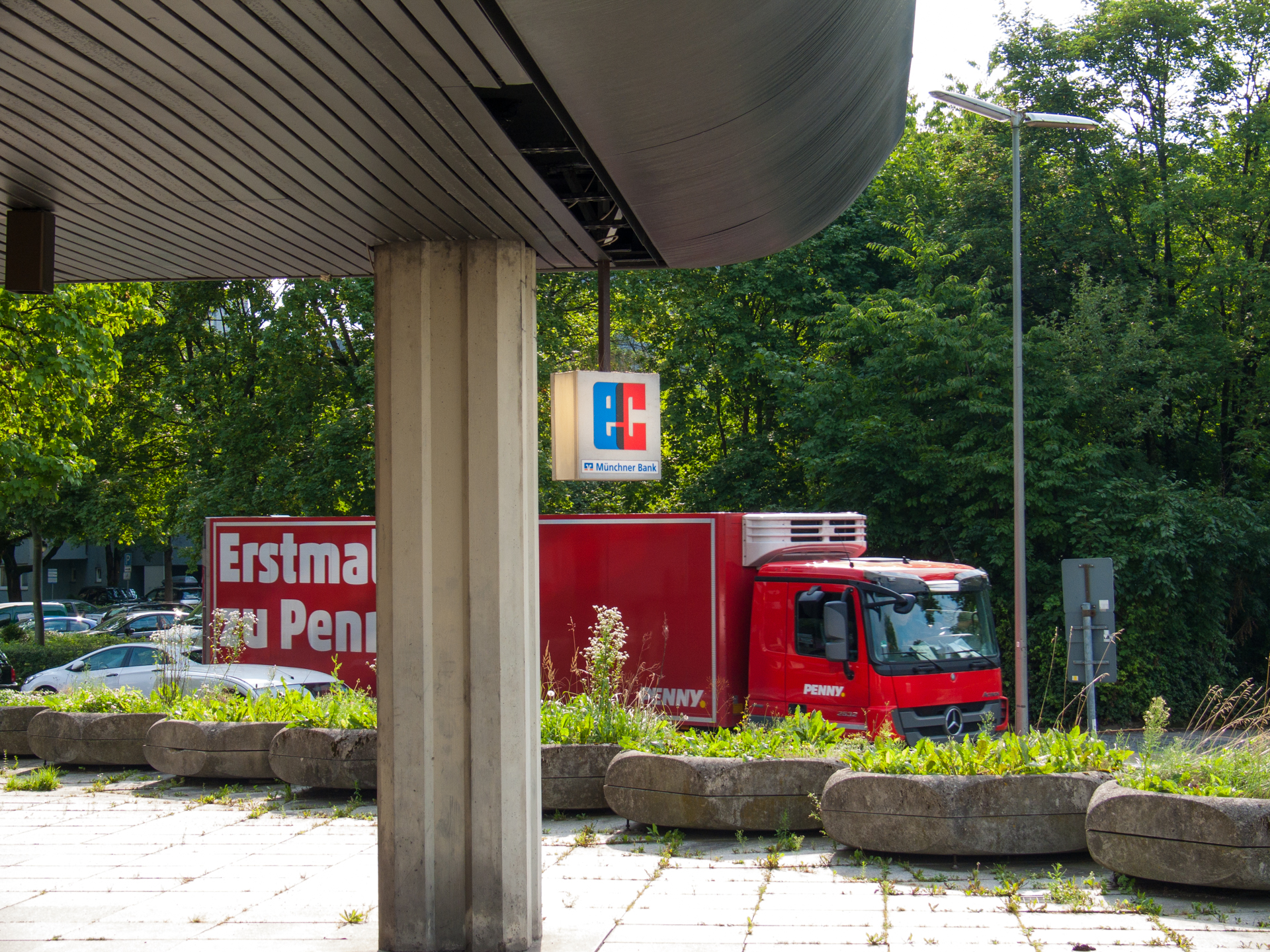 Neuperlacher Studentenwohnheim am Peschelanger und Karl-Marx-Ring