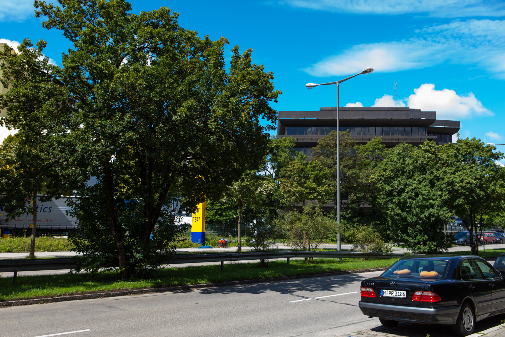 Neuperlacher Studentenwohnheim am Peschelanger und Karl-Marx-Ring