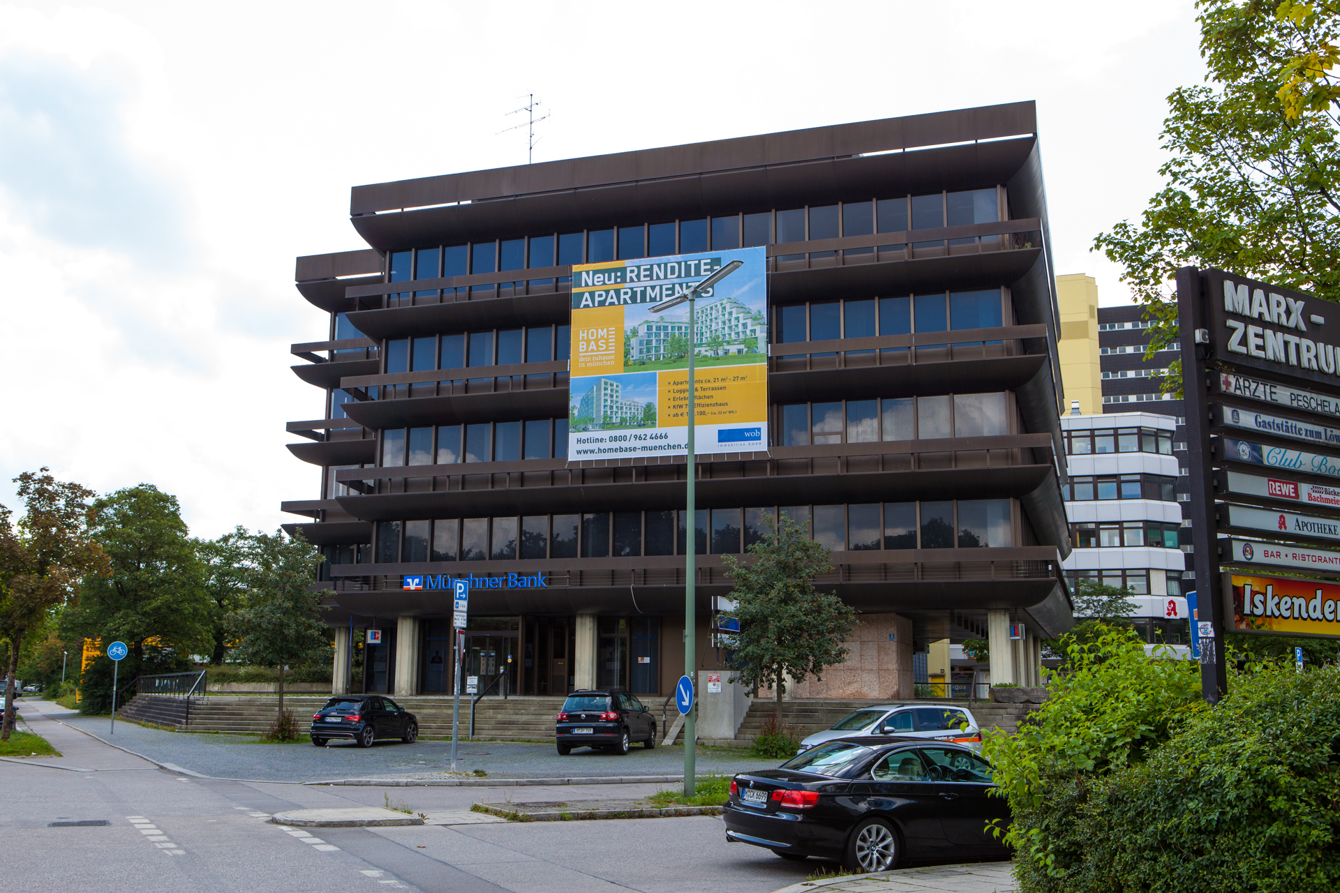 Neuperlacher Studentenwohnheim am Peschelanger und Karl-Marx-Ring