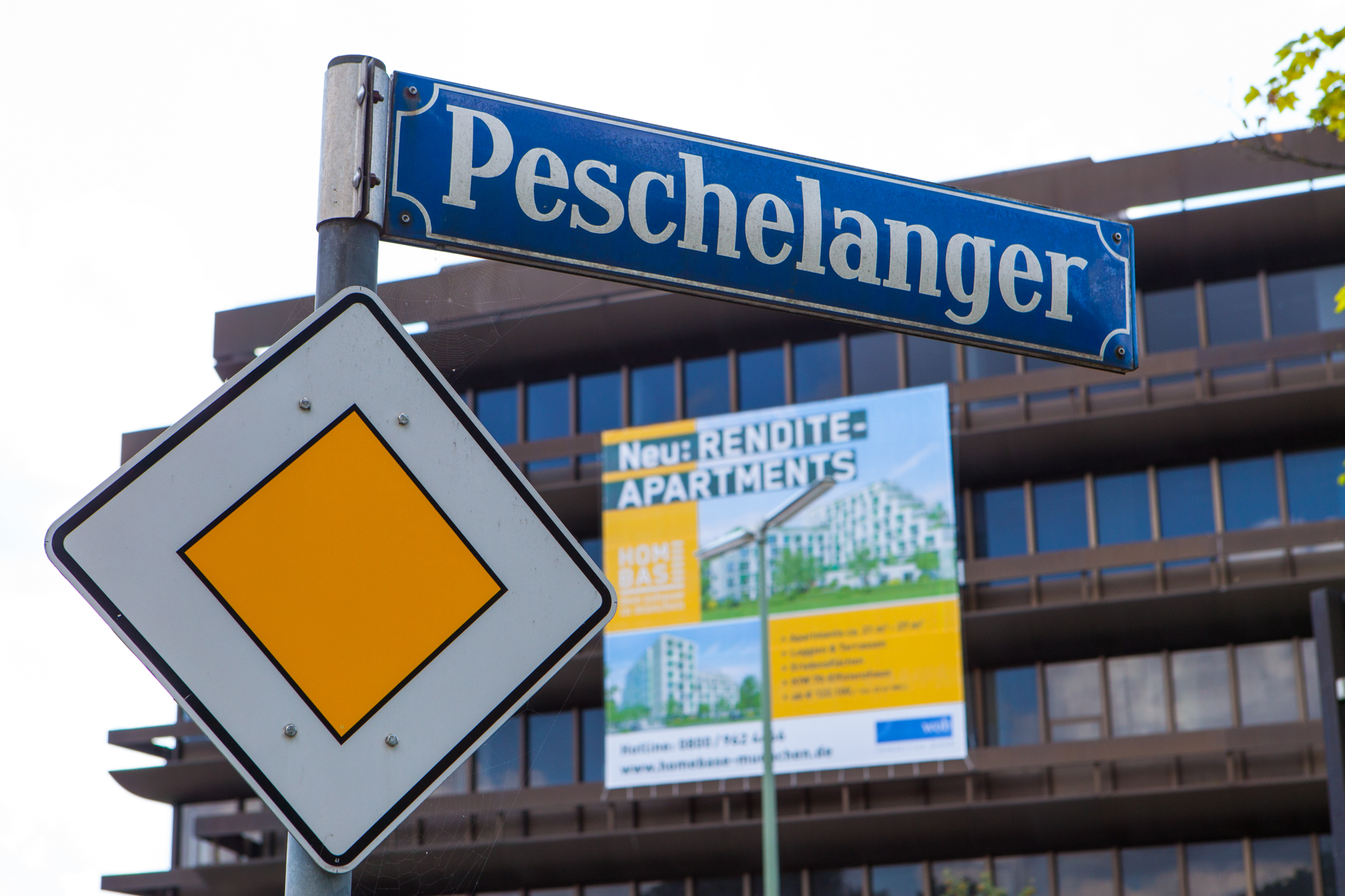 Neuperlacher Studentenwohnheim am Peschelanger und Karl-Marx-Ring