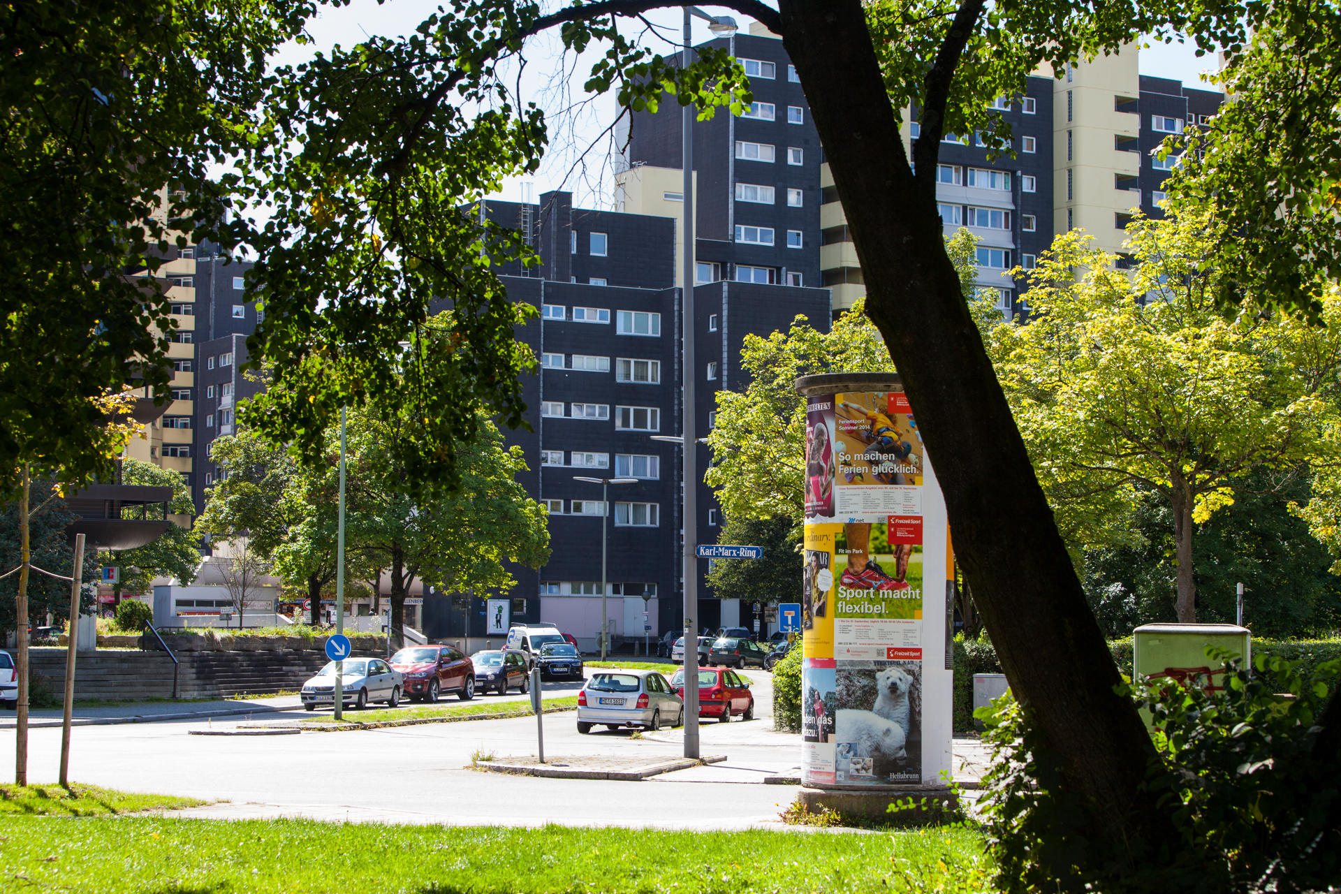 Neuperlacher Studentenwohnheim am Peschelanger und Karl-Marx-Ring