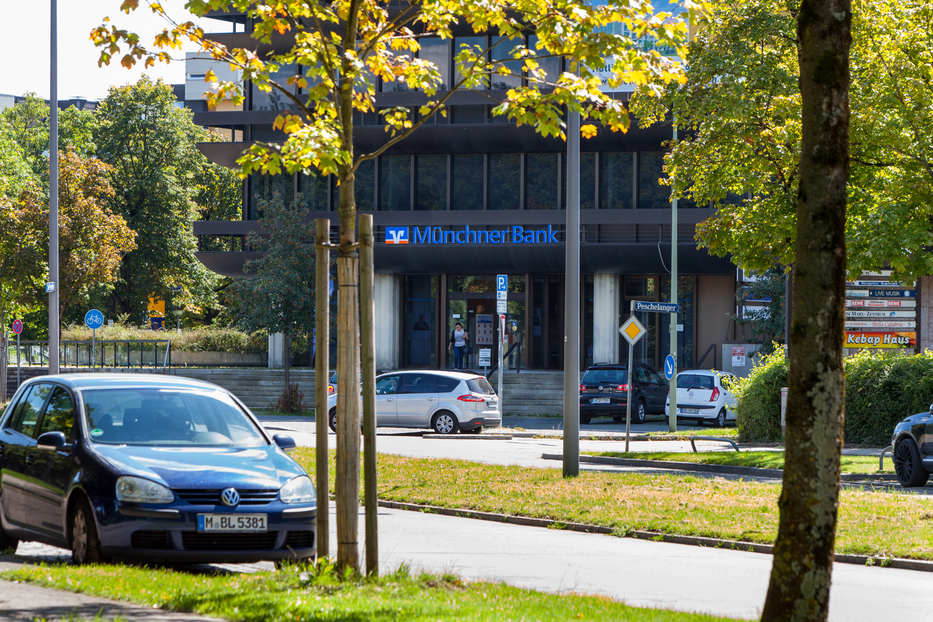 Neuperlacher Studentenwohnheim am Peschelanger und Karl-Marx-Ring