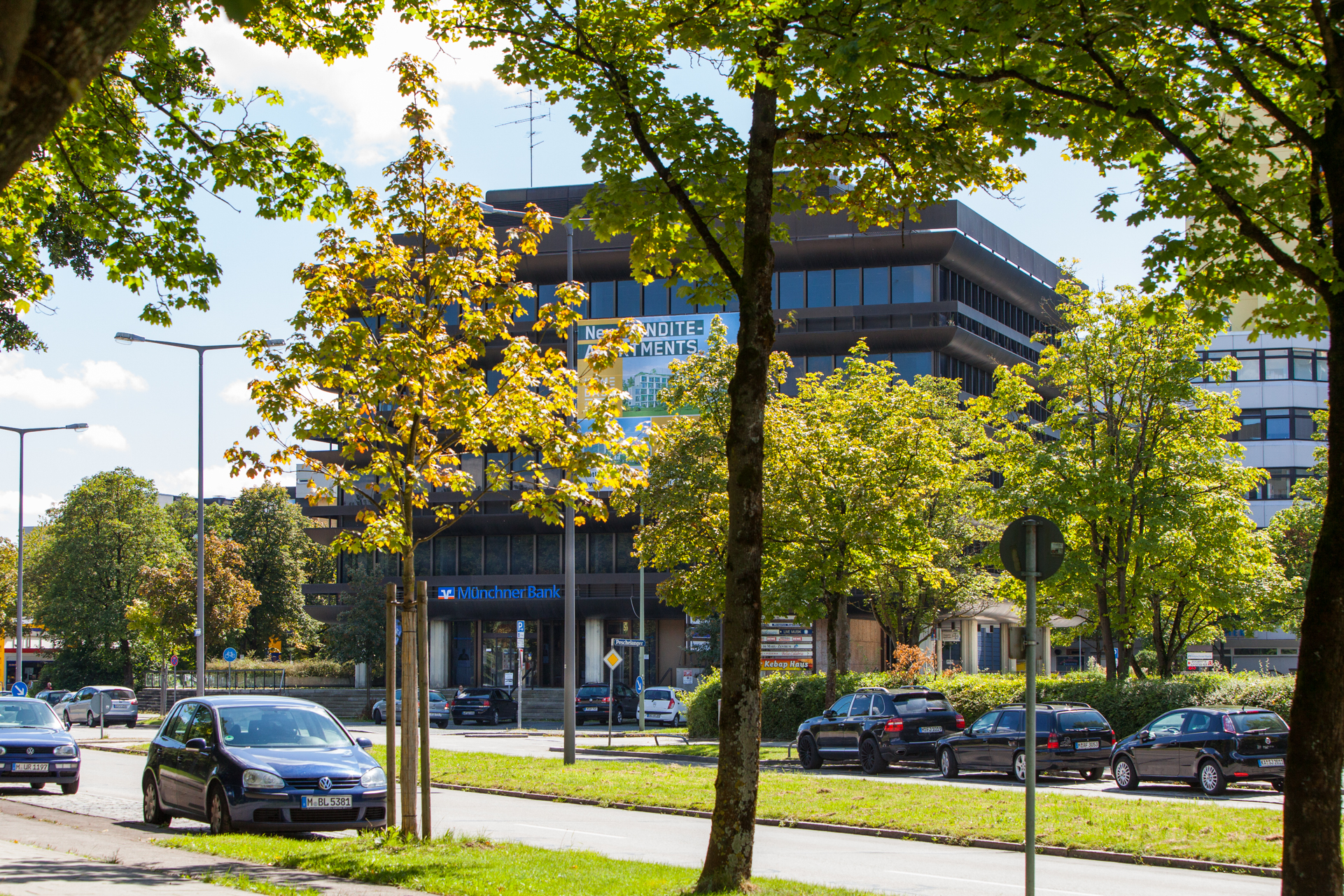 Neuperlacher Studentenwohnheim am Peschelanger und Karl-Marx-Ring