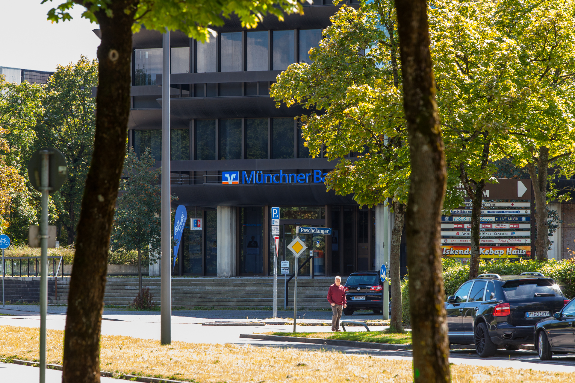 Neuperlacher Studentenwohnheim am Peschelanger und Karl-Marx-Ring