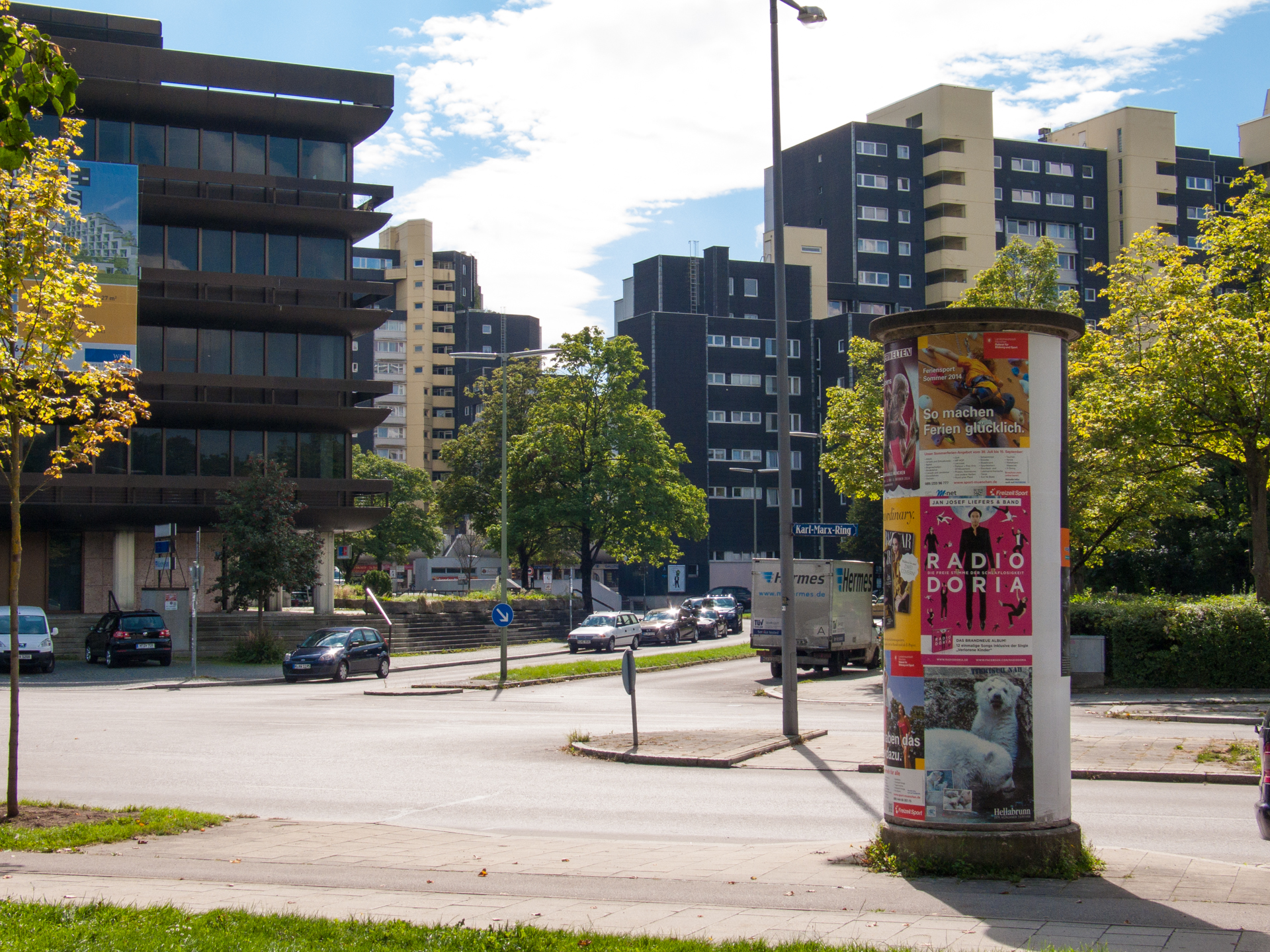Neuperlacher Studentenwohnheim am Peschelanger und Karl-Marx-Ring
