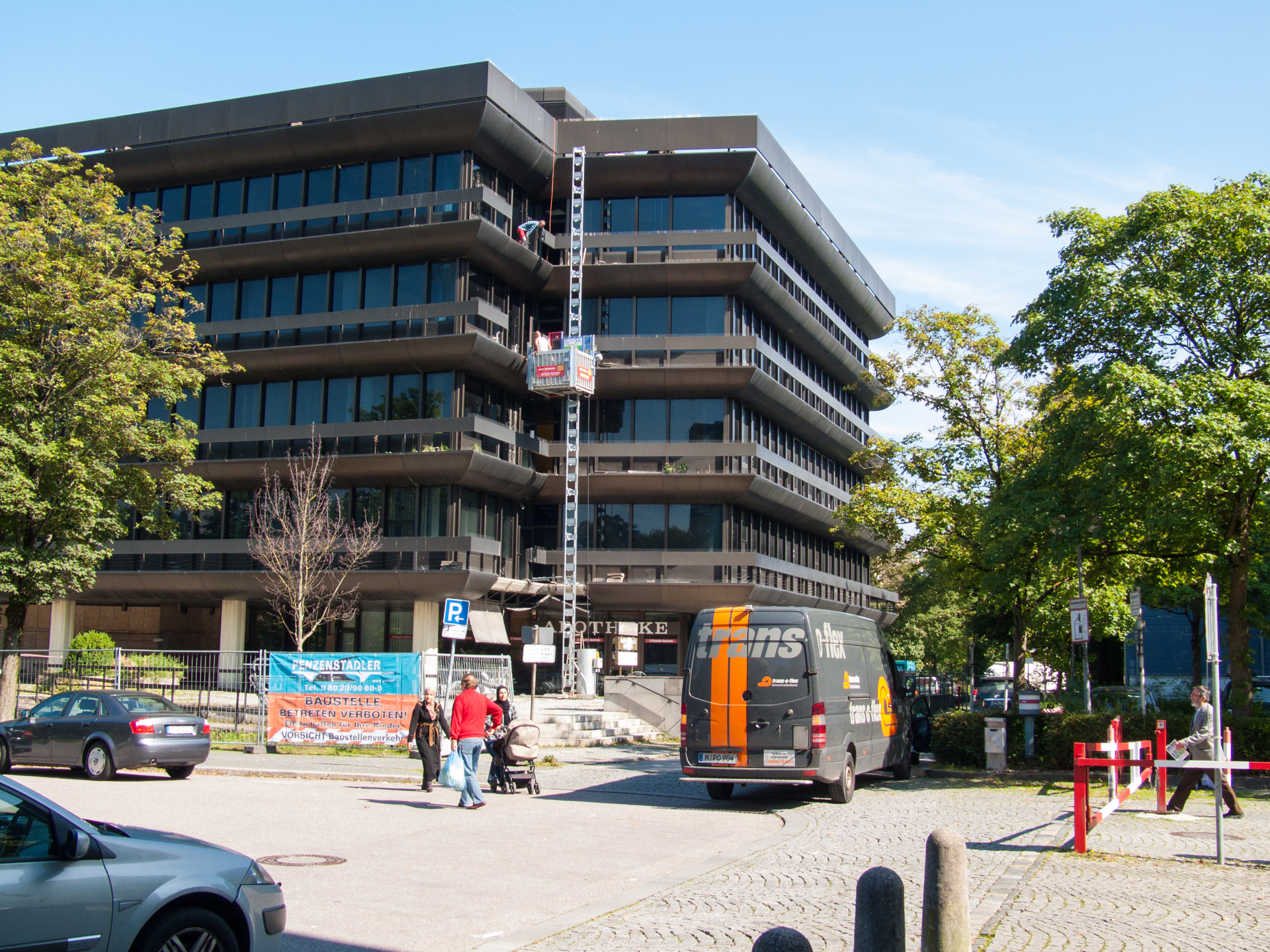 Neuperlacher Studentenwohnheim am Peschelanger und Karl-Marx-Ring