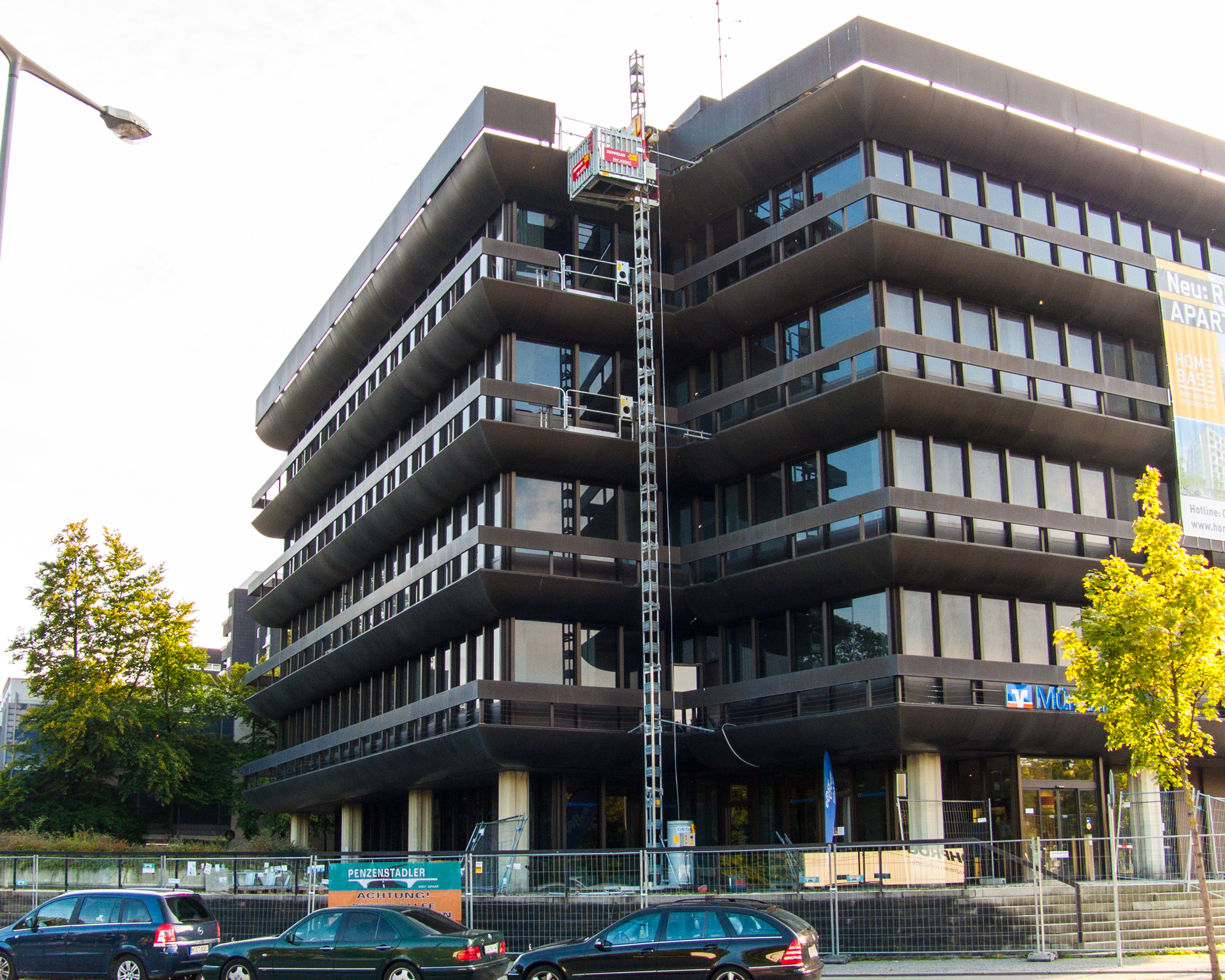 Neuperlacher Studentenwohnheim am Peschelanger und Karl-Marx-Ring