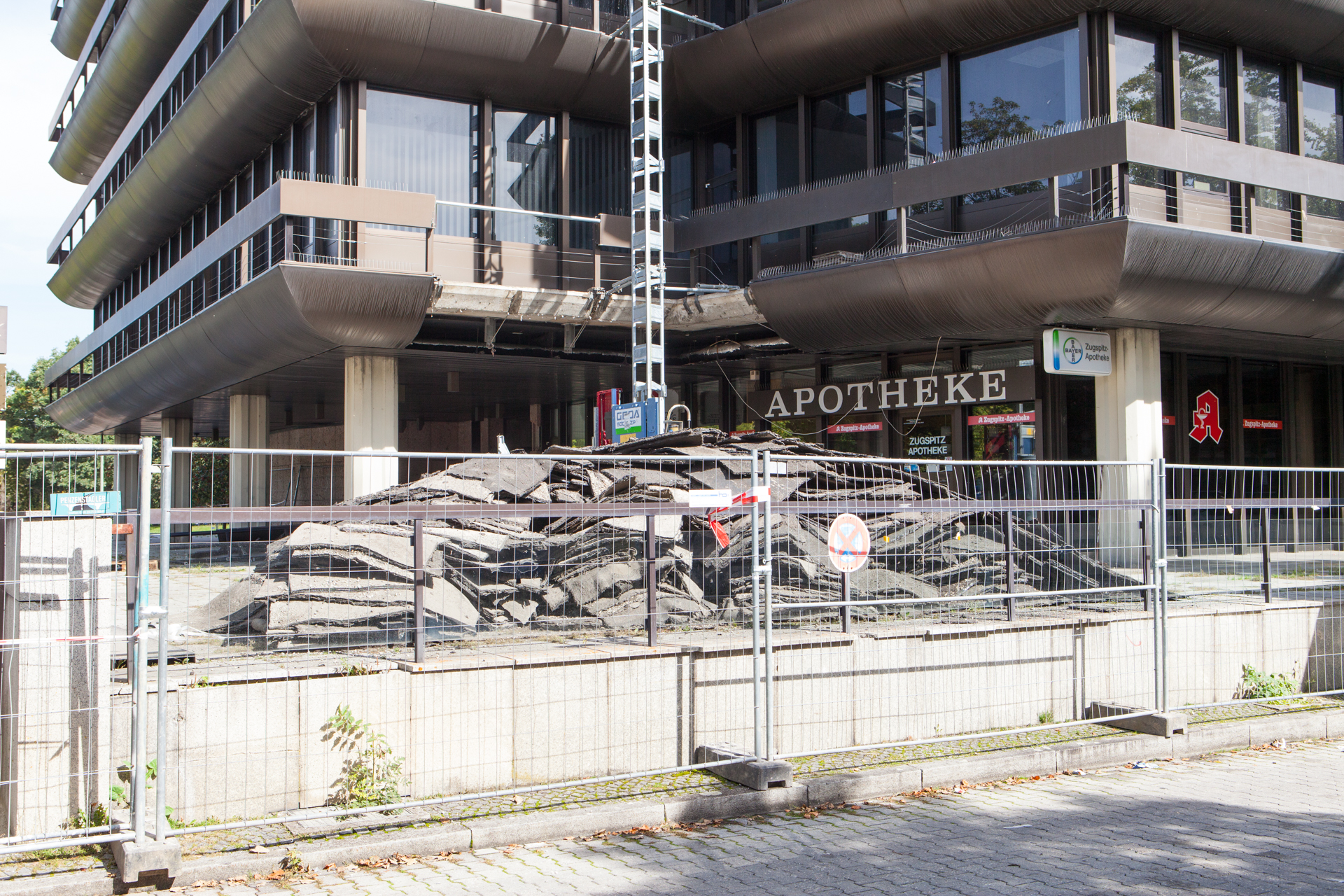 Neuperlacher Studentenwohnheim am Peschelanger und Karl-Marx-Ring