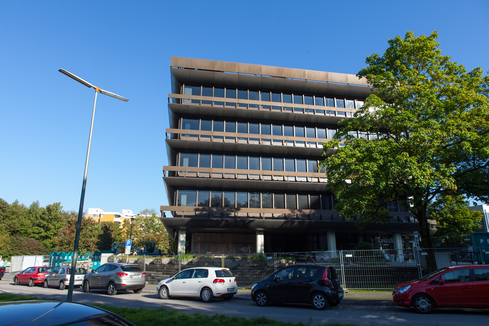 Neuperlacher Studentenwohnheim am Peschelanger und Karl-Marx-Ring
