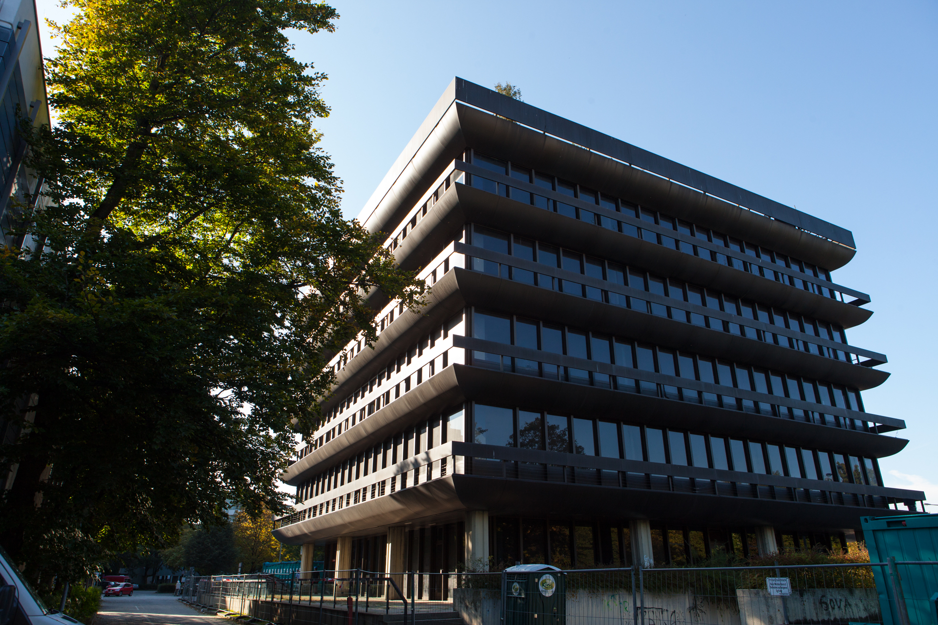 Neuperlacher Studentenwohnheim am Peschelanger und Karl-Marx-Ring