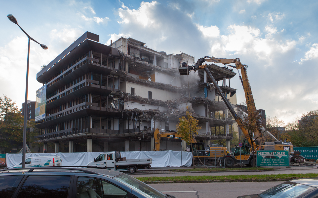 Neuperlacher Studentenwohnheim am Peschelanger und Karl-Marx-Ring