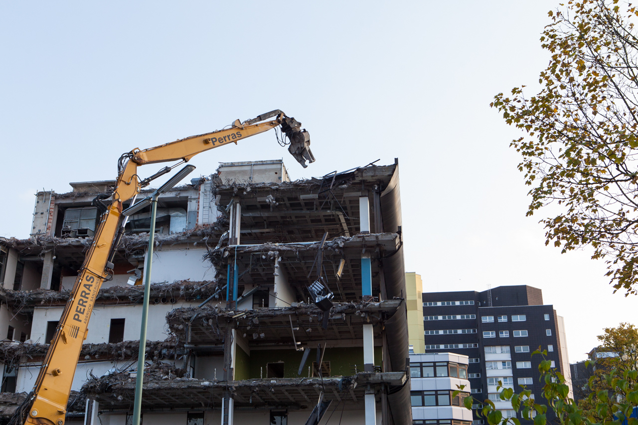 Neuperlacher Studentenwohnheim am Peschelanger und Karl-Marx-Ring