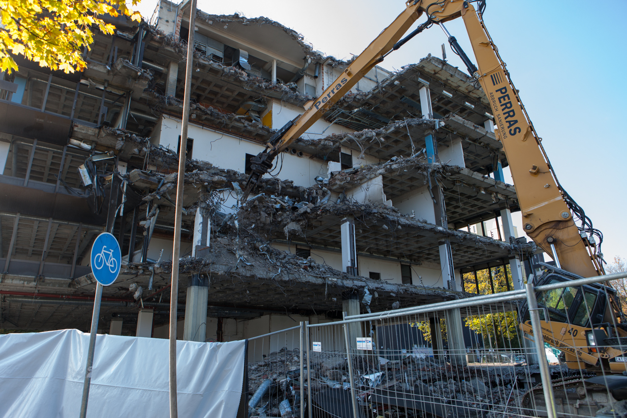 Neuperlacher Studentenwohnheim am Peschelanger und Karl-Marx-Ring