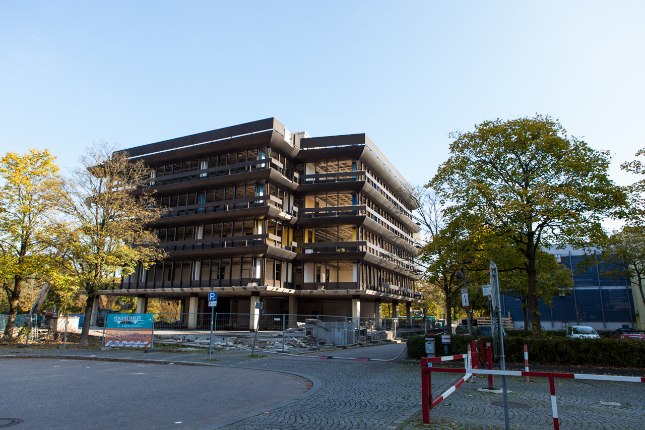 Neuperlacher Studentenwohnheim am Peschelanger und Karl-Marx-Ring