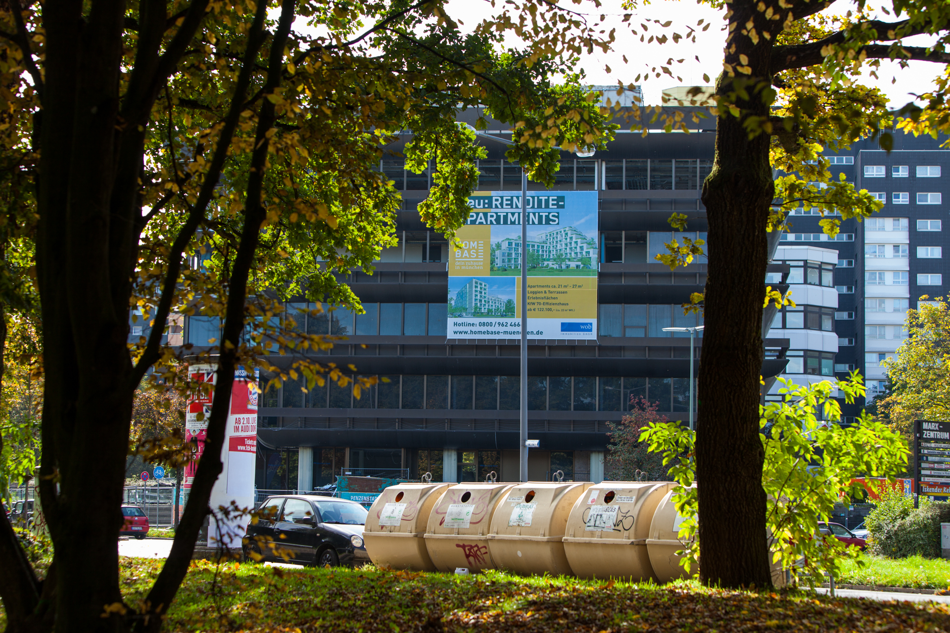 Neuperlacher Studentenwohnheim am Peschelanger und Karl-Marx-Ring