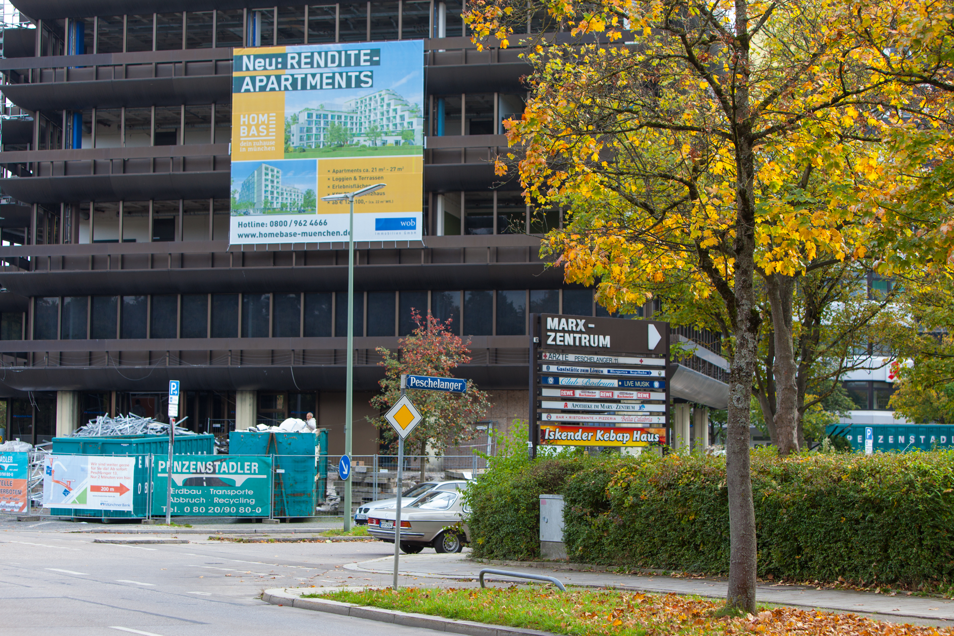 Neuperlacher Studentenwohnheim am Peschelanger und Karl-Marx-Ring