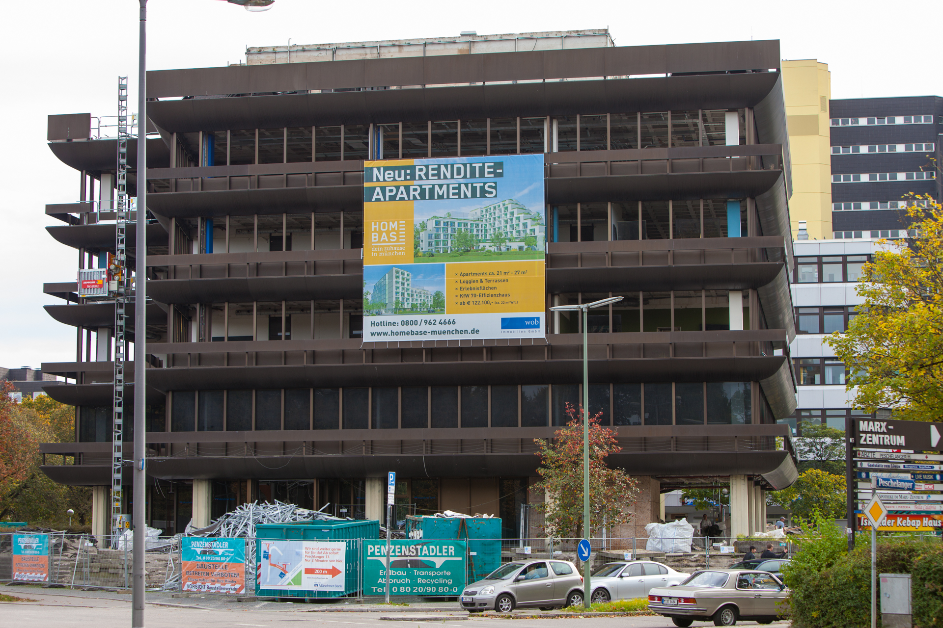 Neuperlacher Studentenwohnheim am Peschelanger und Karl-Marx-Ring